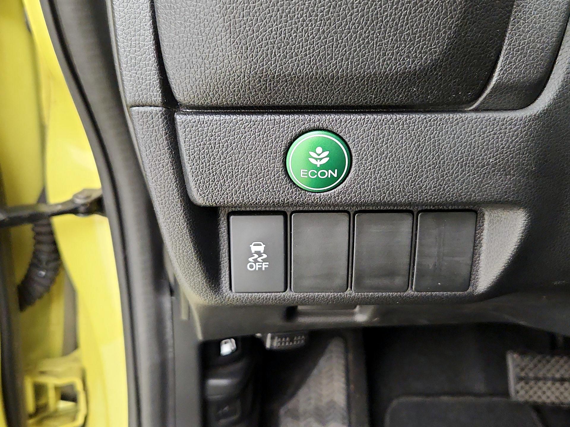 Thumbnail: 2016 Honda Fit - 13