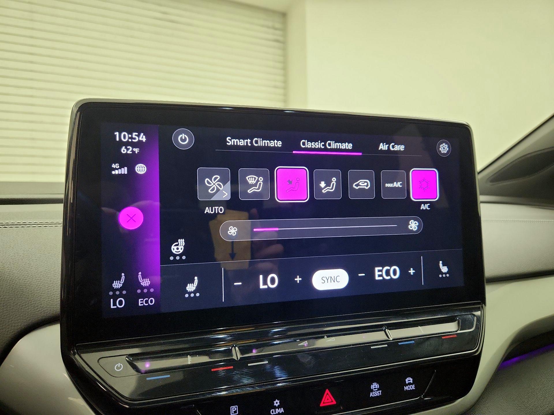 Thumbnail: 2023 Volkswagen ID.4 - 16