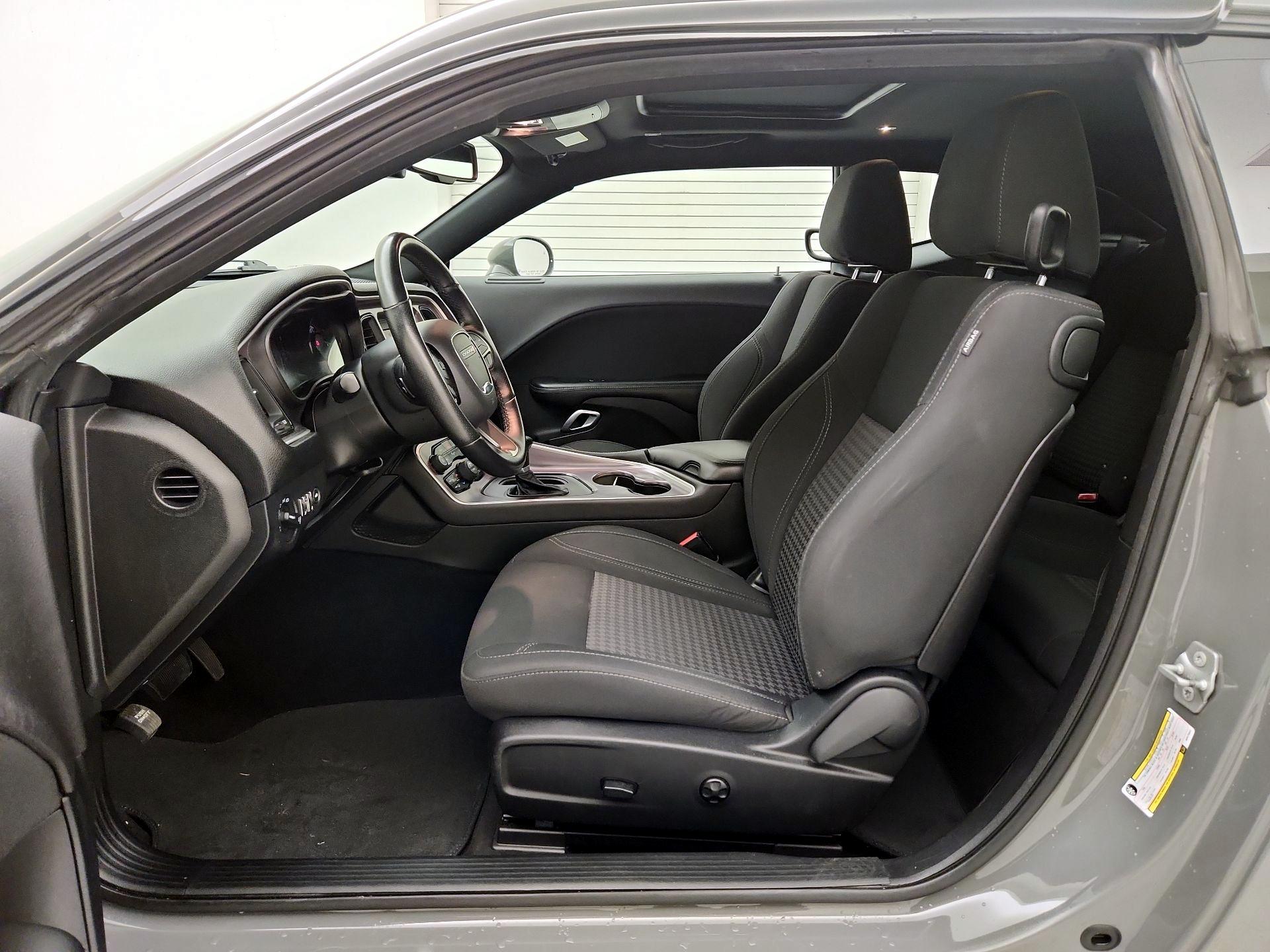 Thumbnail: 2019 Dodge Challenger - 11