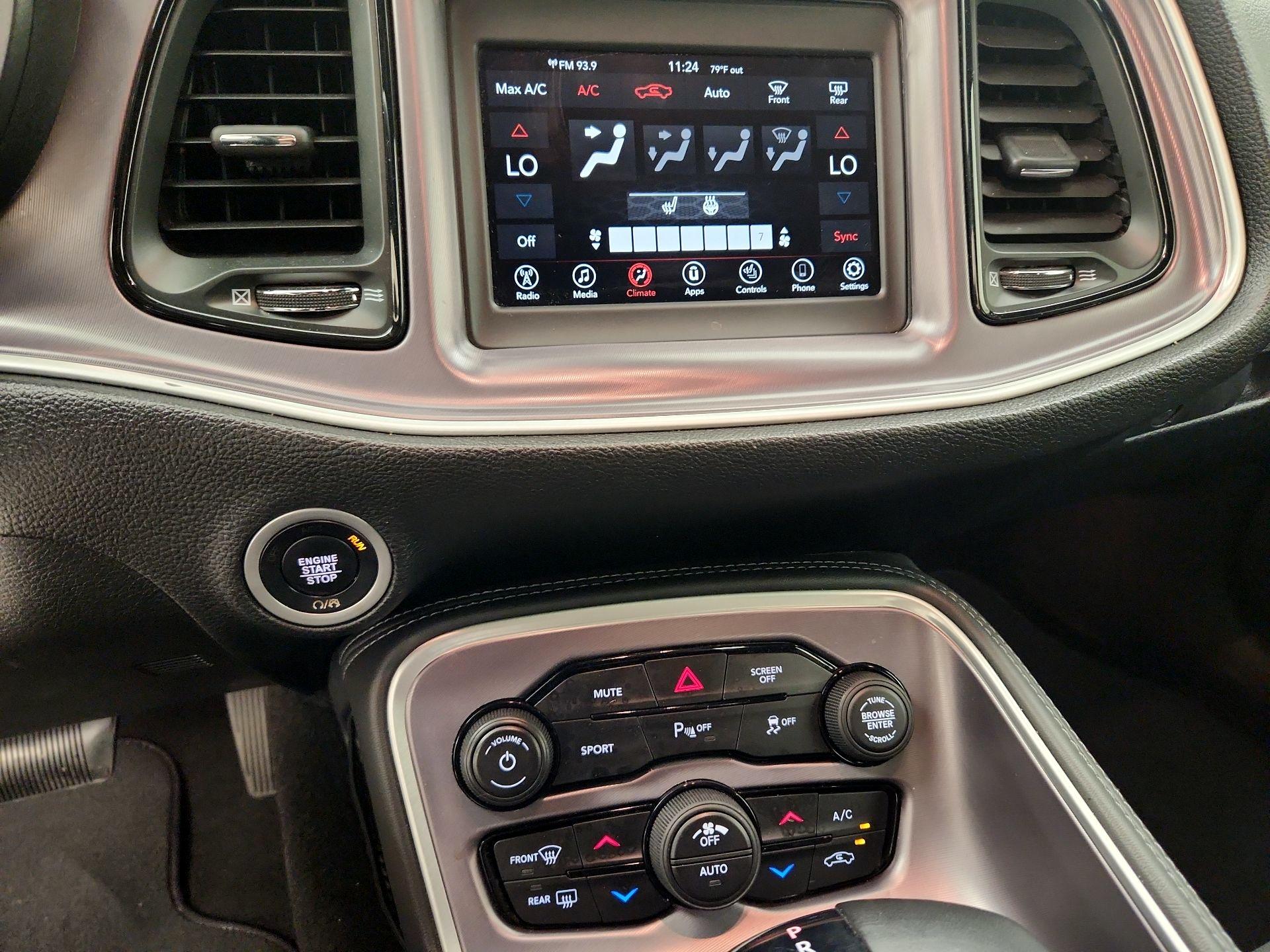 Thumbnail: 2019 Dodge Challenger - 16