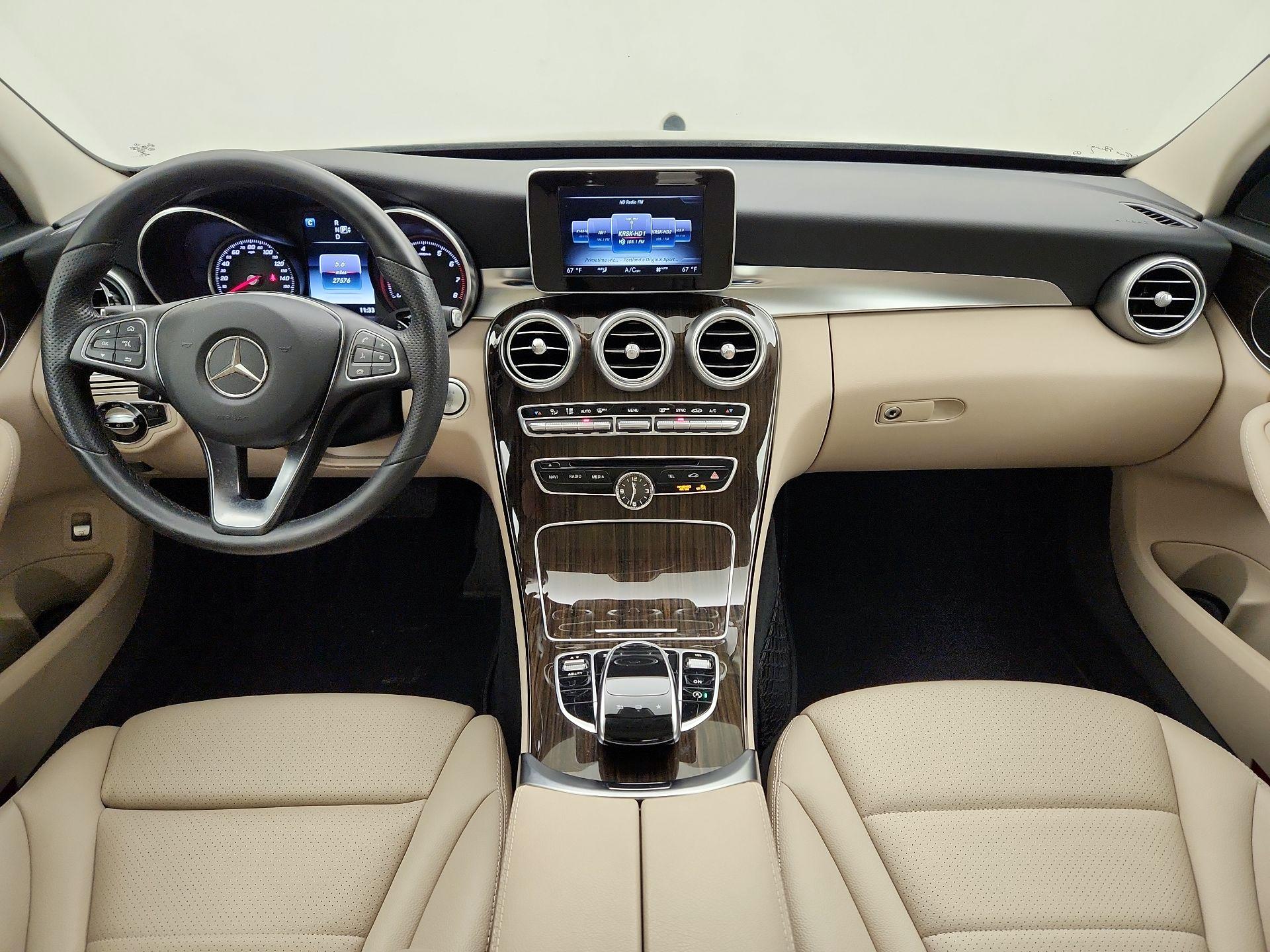 Thumbnail: 2015 Mercedes-Benz C-Class - 9