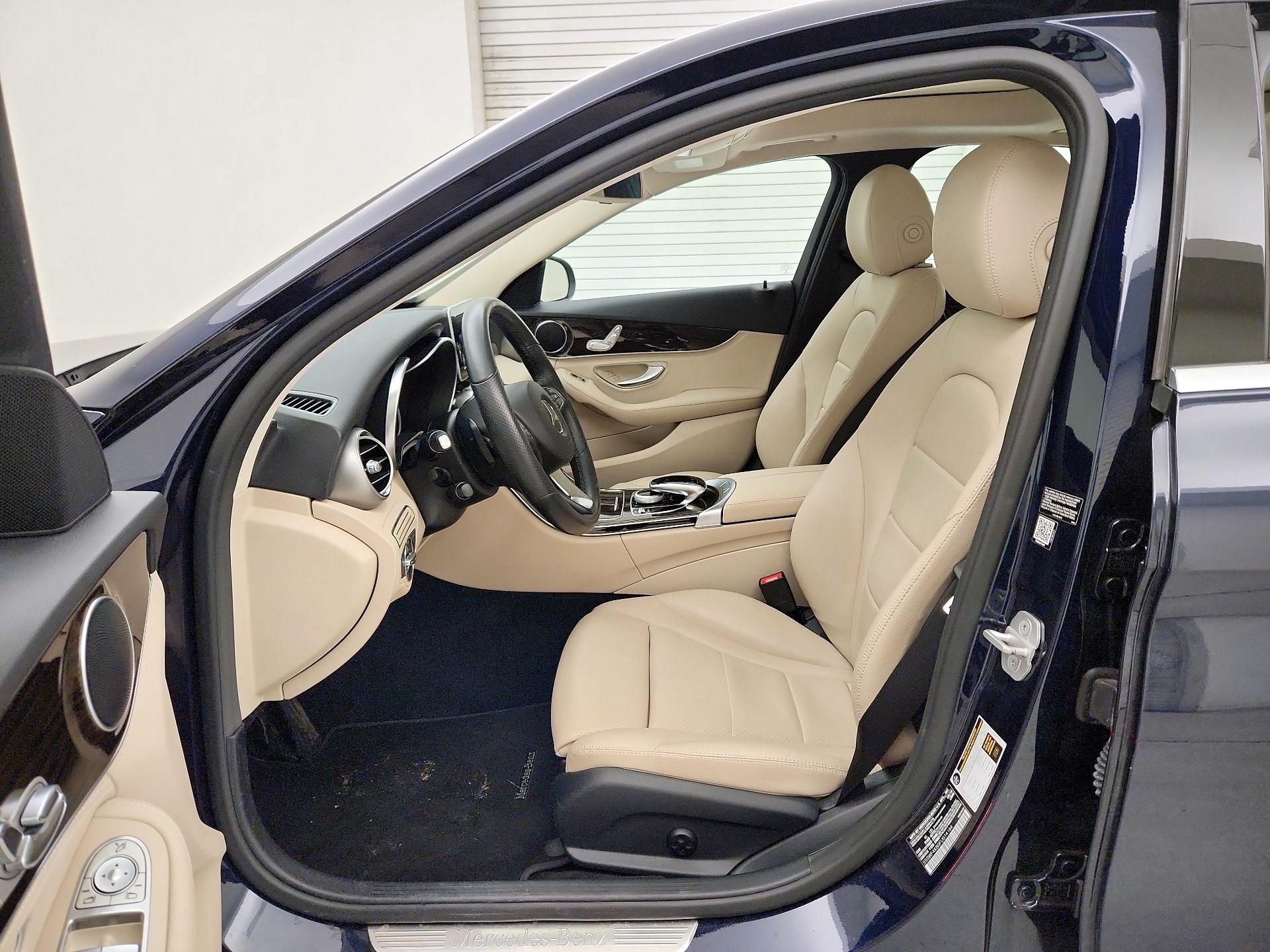 Thumbnail: 2015 Mercedes-Benz C-Class - 11