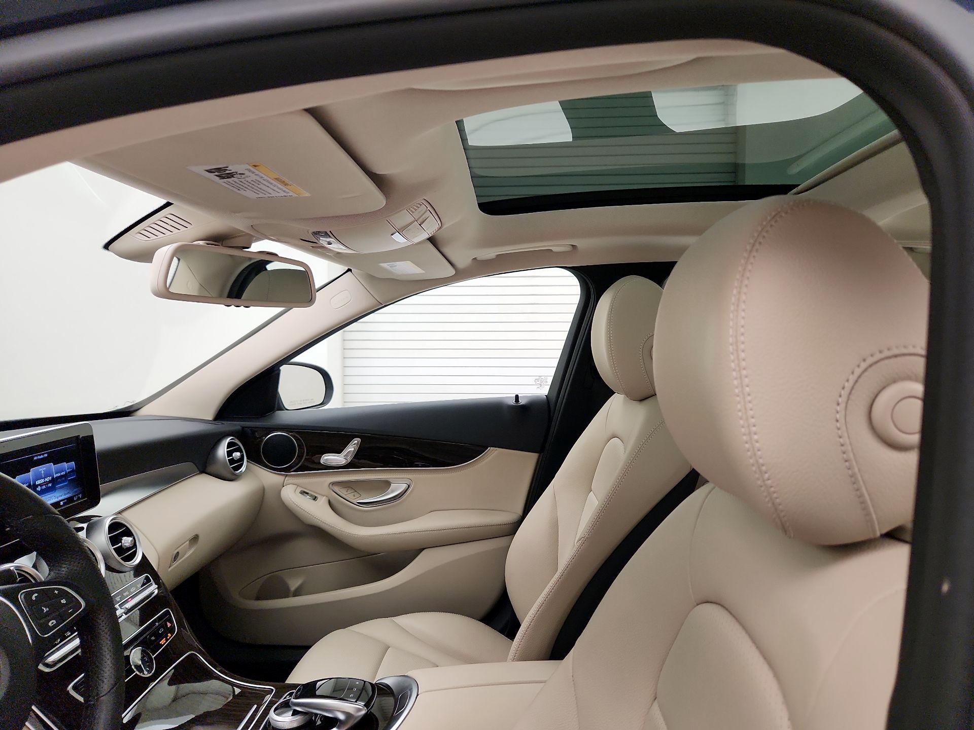 Thumbnail: 2015 Mercedes-Benz C-Class - 19