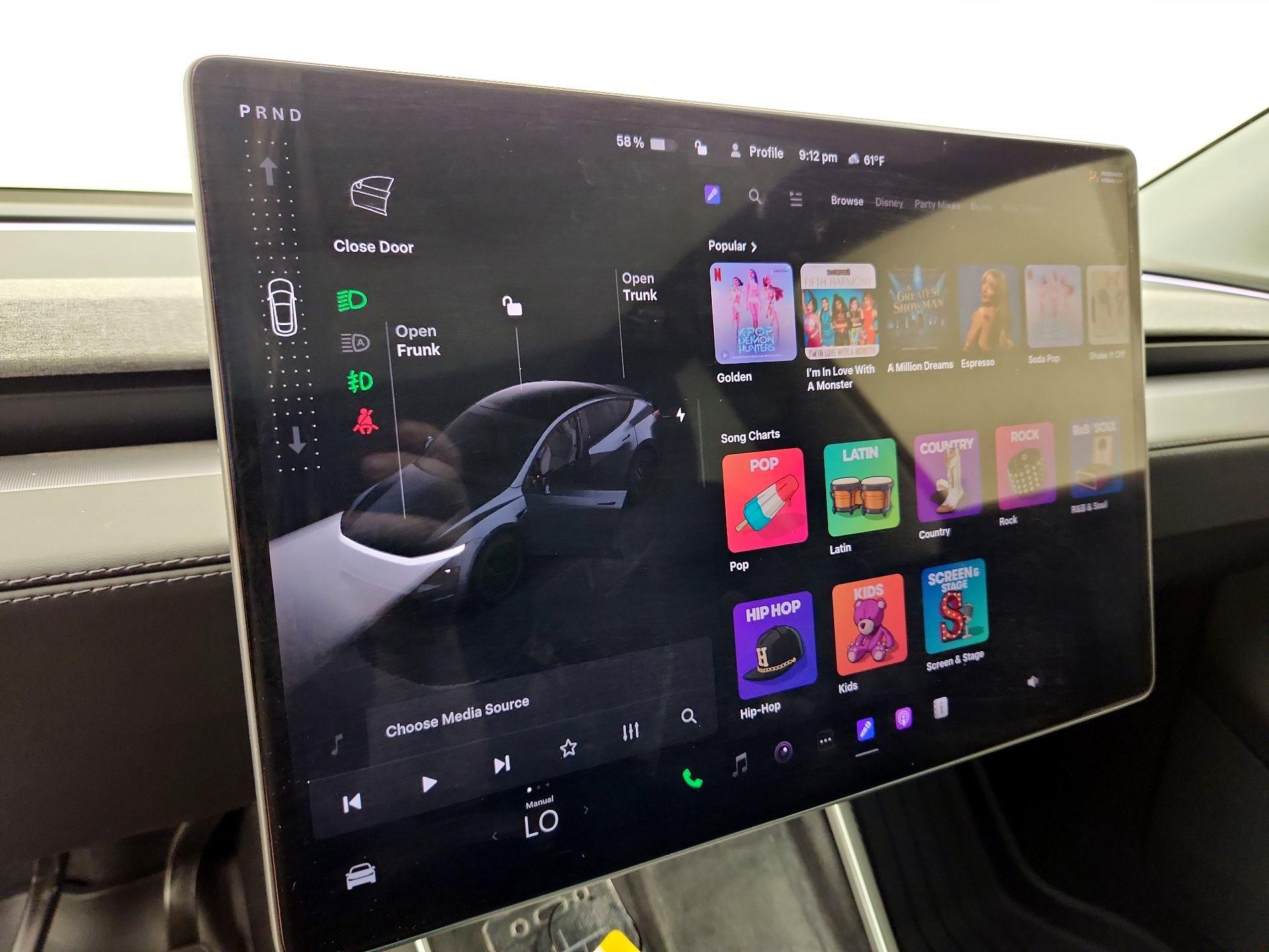 Thumbnail: 2026 Tesla Model Y - 15