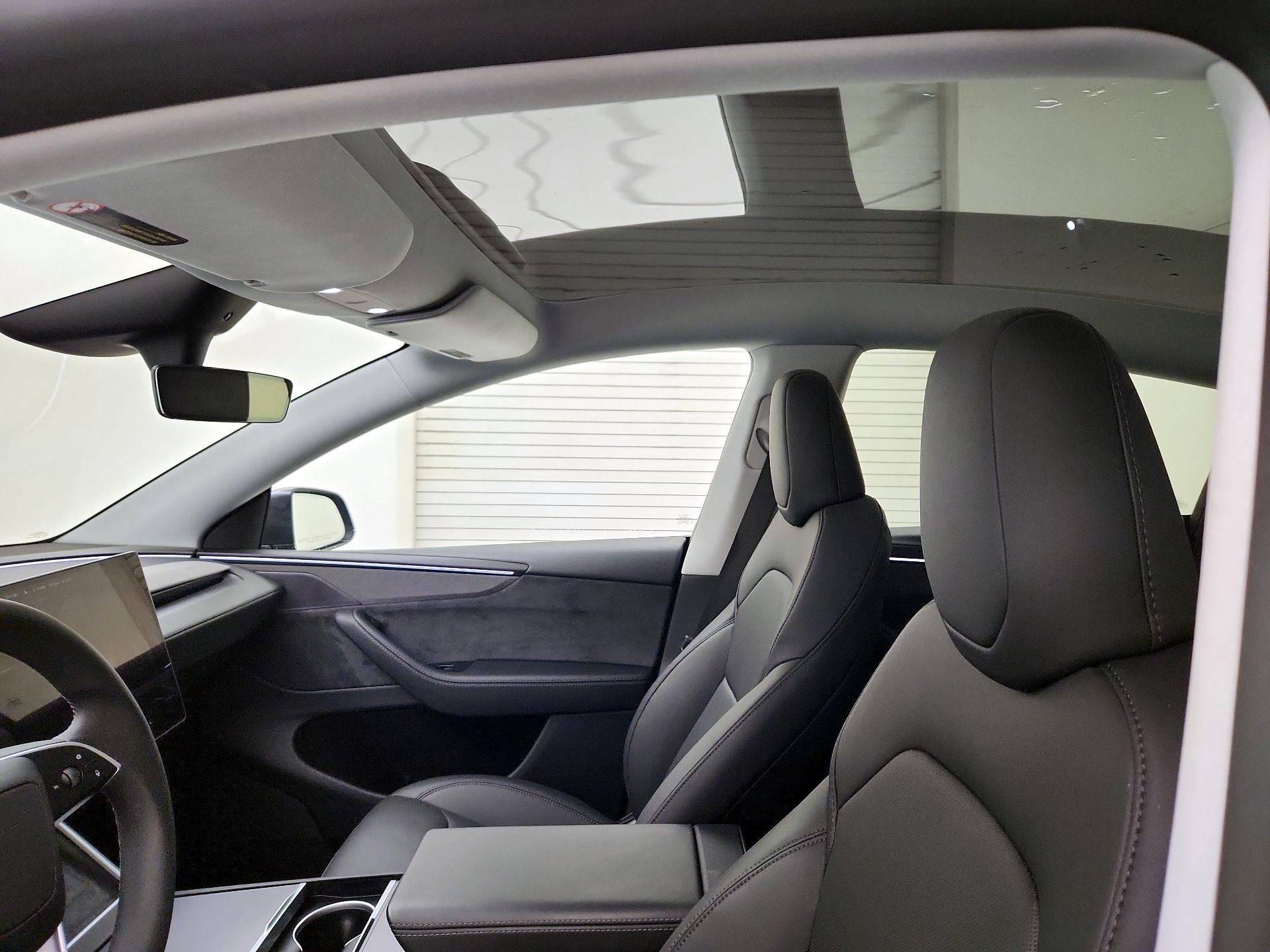 Thumbnail: 2026 Tesla Model Y - 18