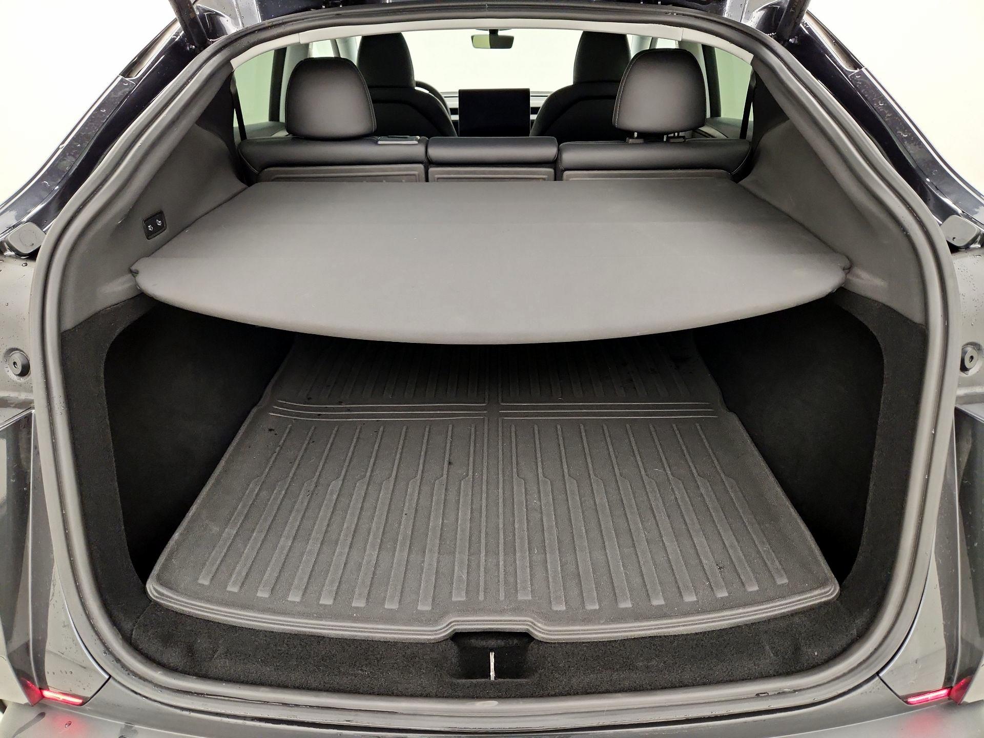 Thumbnail: 2026 Tesla Model Y - 20