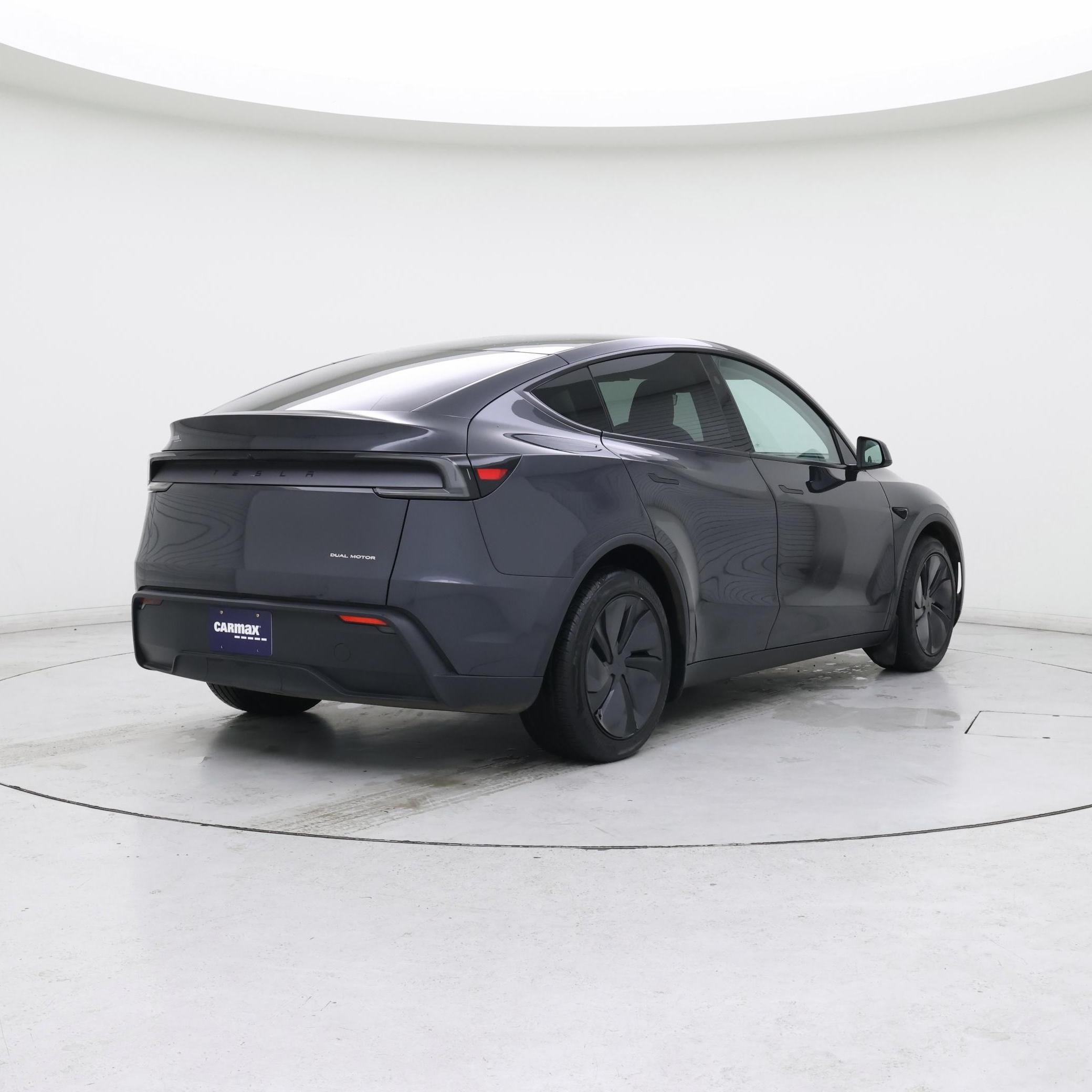 Thumbnail: 2026 Tesla Model Y - 8