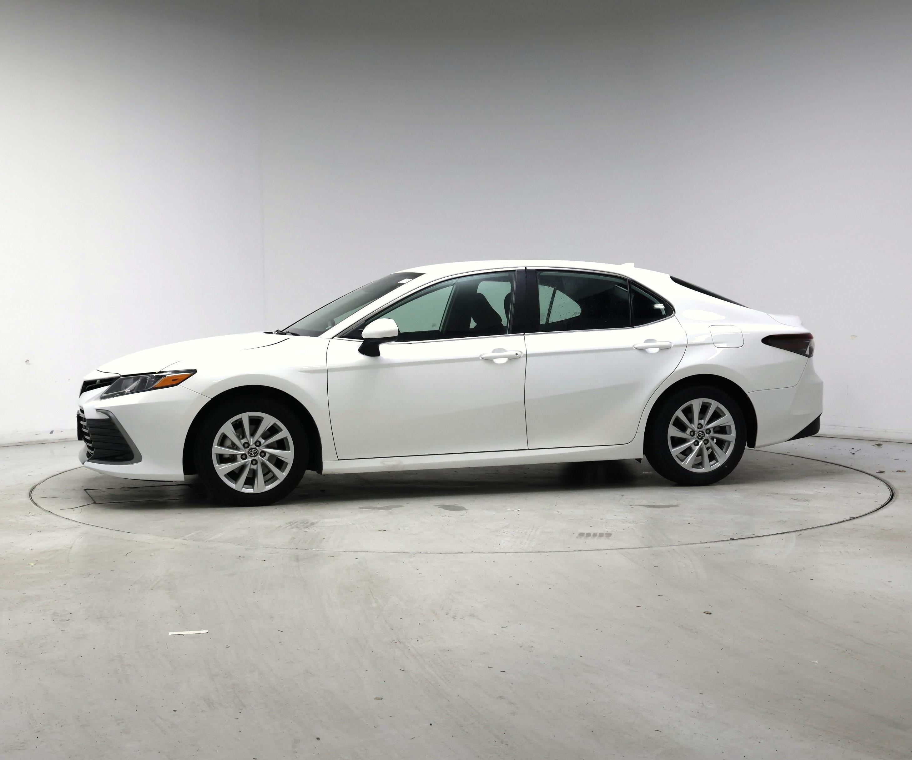 Thumbnail: 2024 Toyota Camry - 3