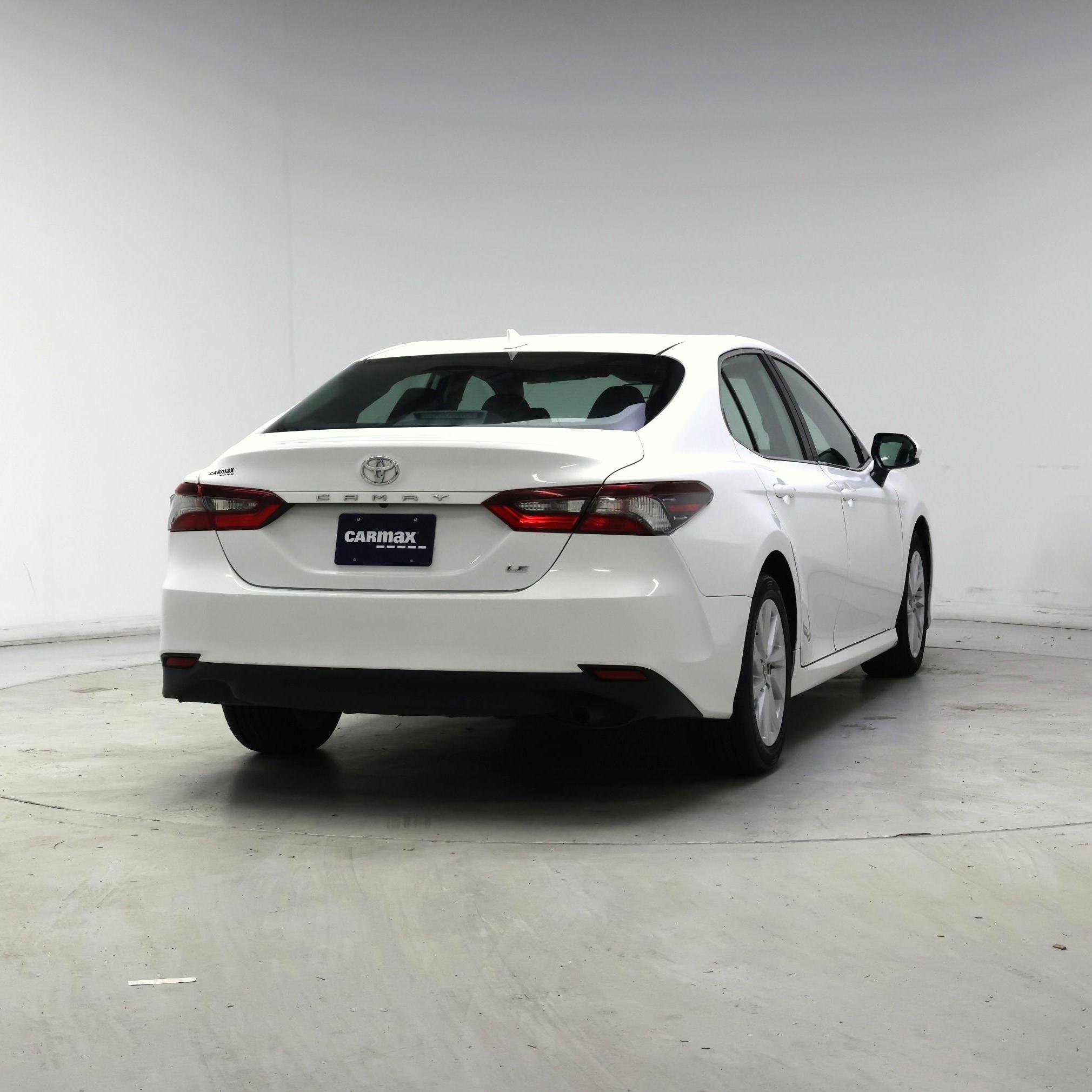 Thumbnail: 2024 Toyota Camry - 8