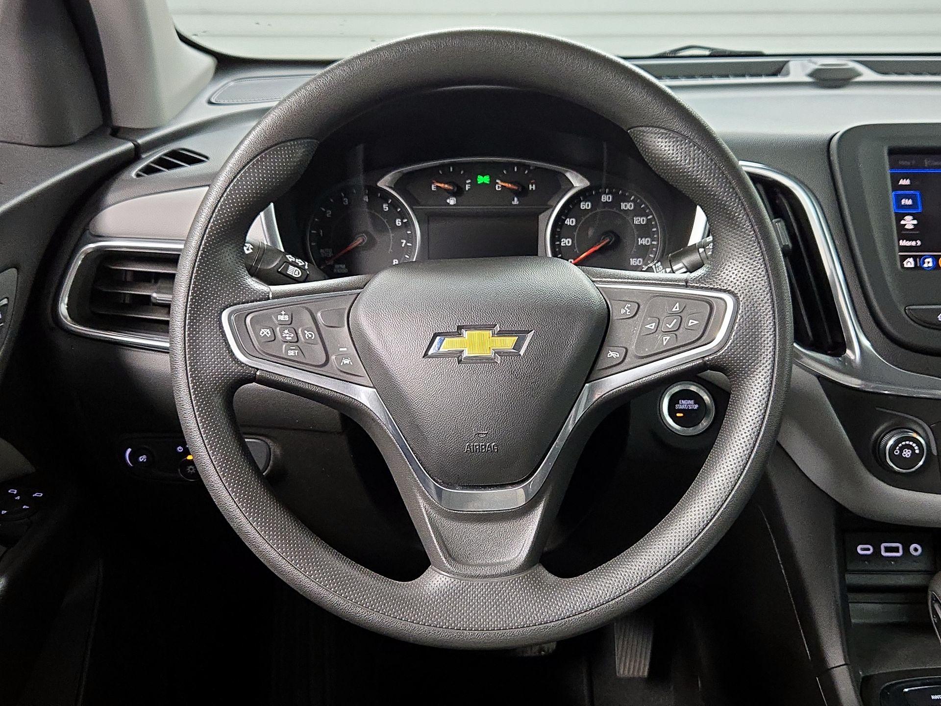 Thumbnail: 2022 Chevrolet Equinox - 10