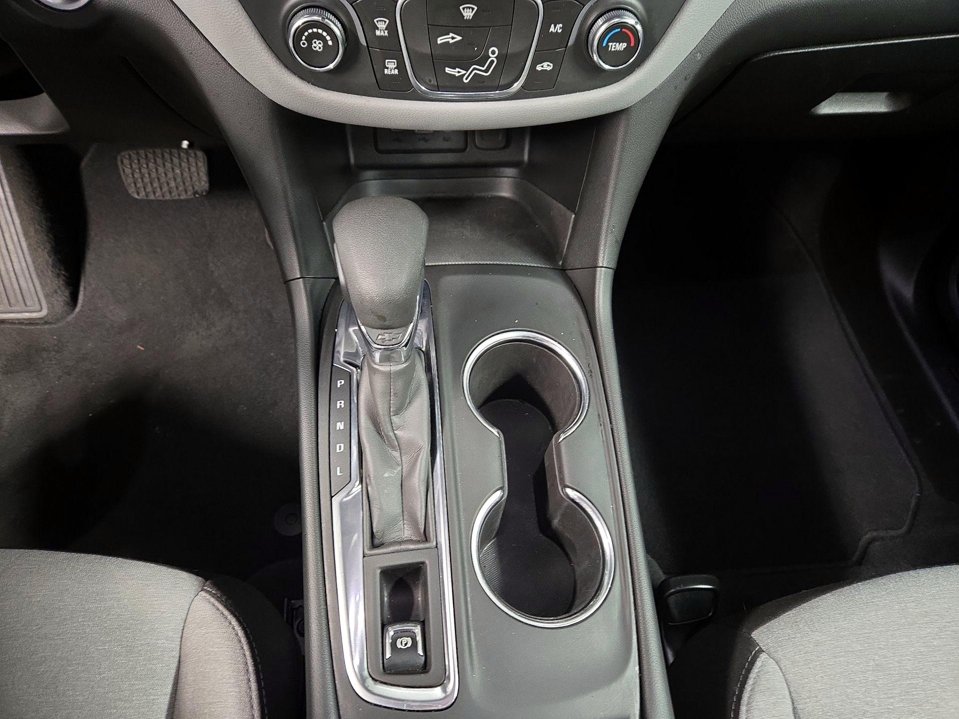 Thumbnail: 2022 Chevrolet Equinox - 17