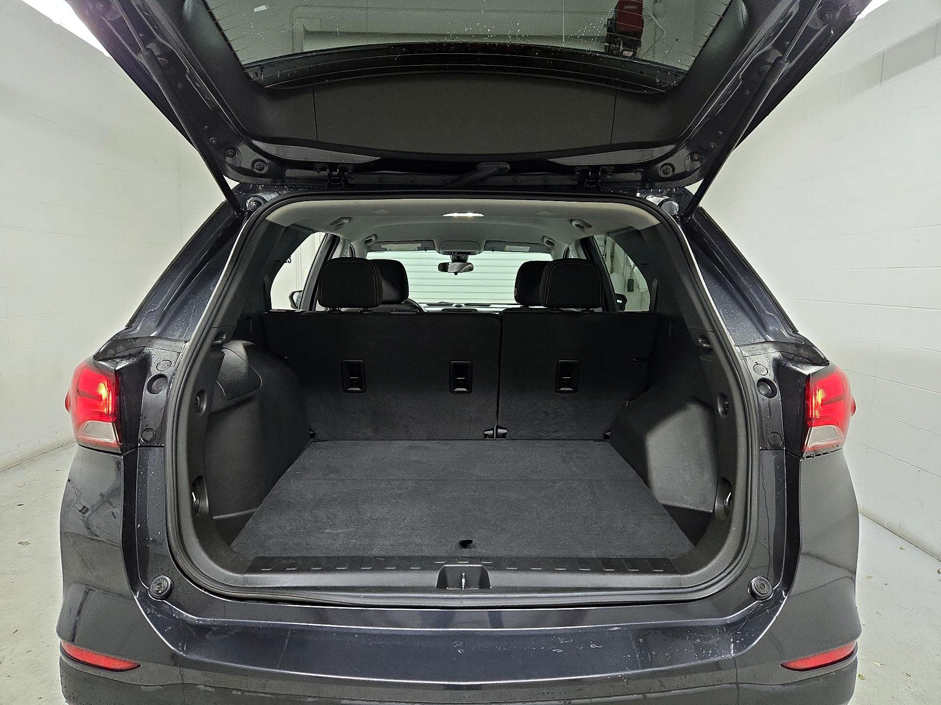 Thumbnail: 2022 Chevrolet Equinox - 20