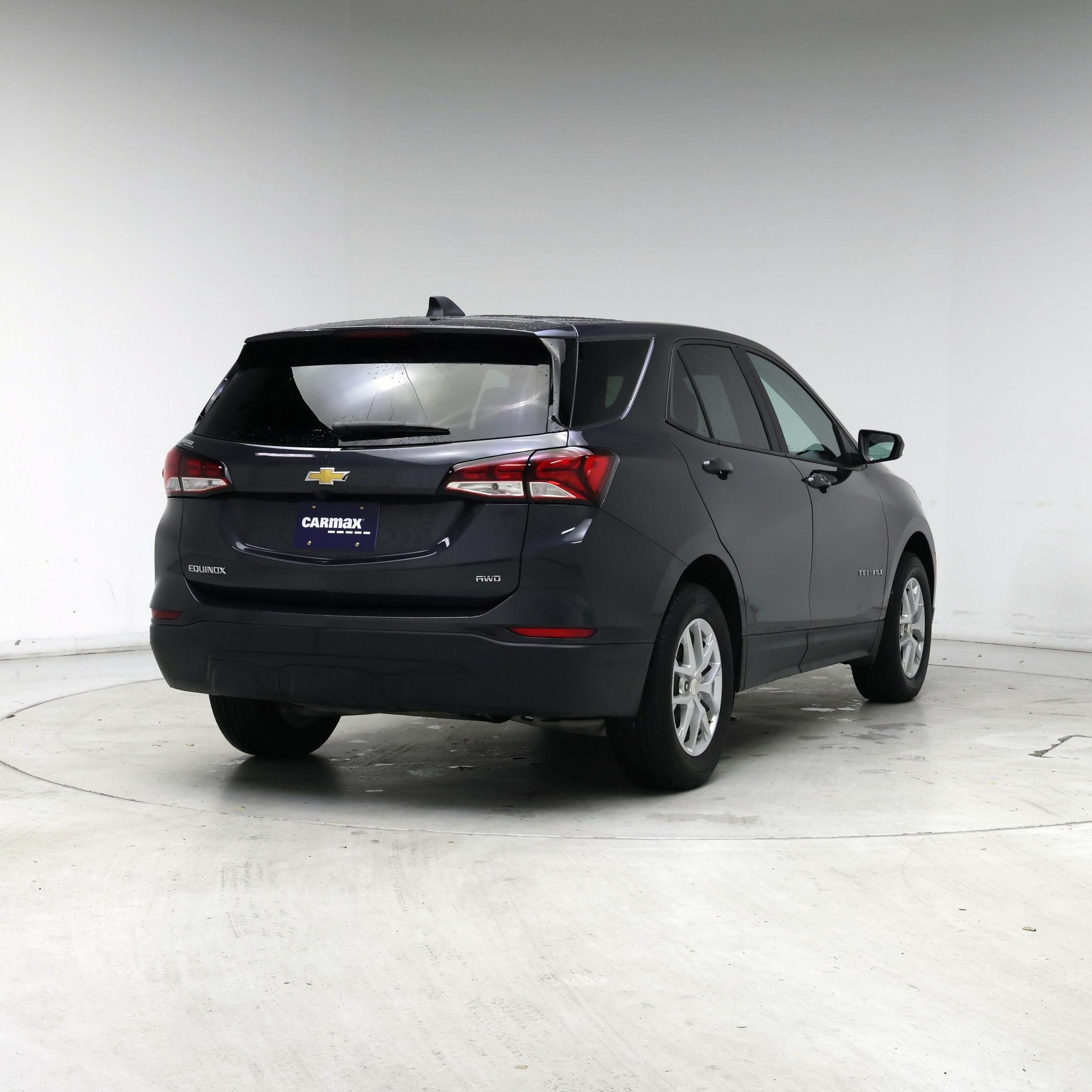 Thumbnail: 2022 Chevrolet Equinox - 8