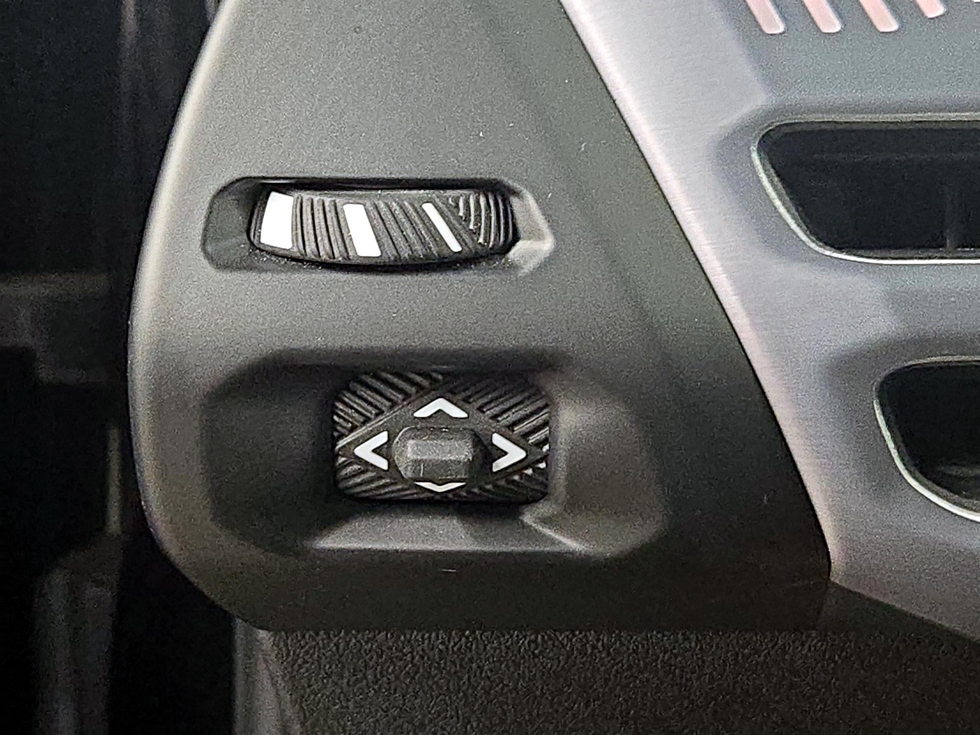 Thumbnail: 2025 BMW 2 Series - 13