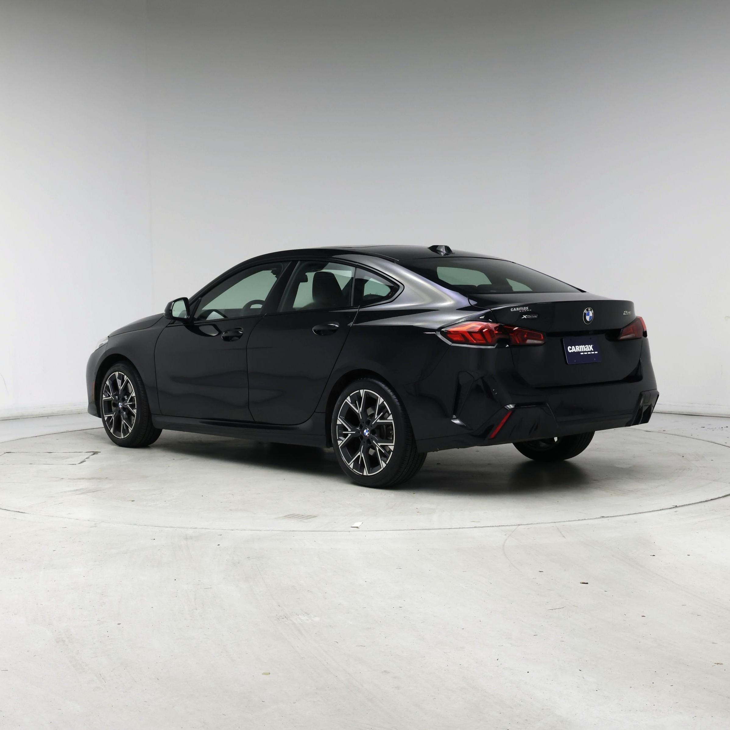 Thumbnail: 2025 BMW 2 Series - 2