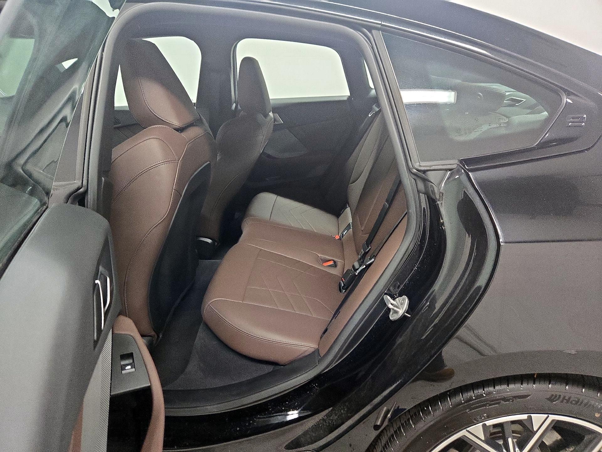 Thumbnail: 2025 BMW 2 Series - 20