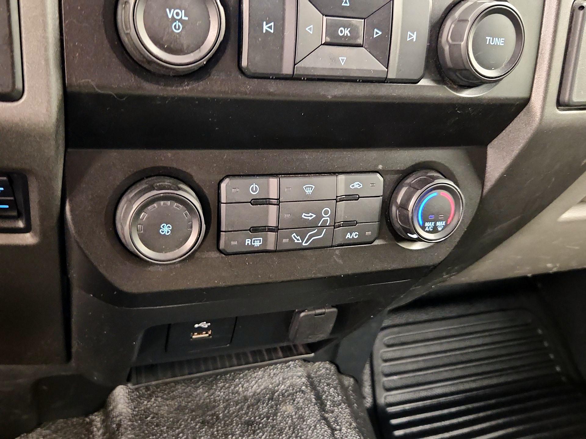 Thumbnail: 2022 Ford F-250 - 16