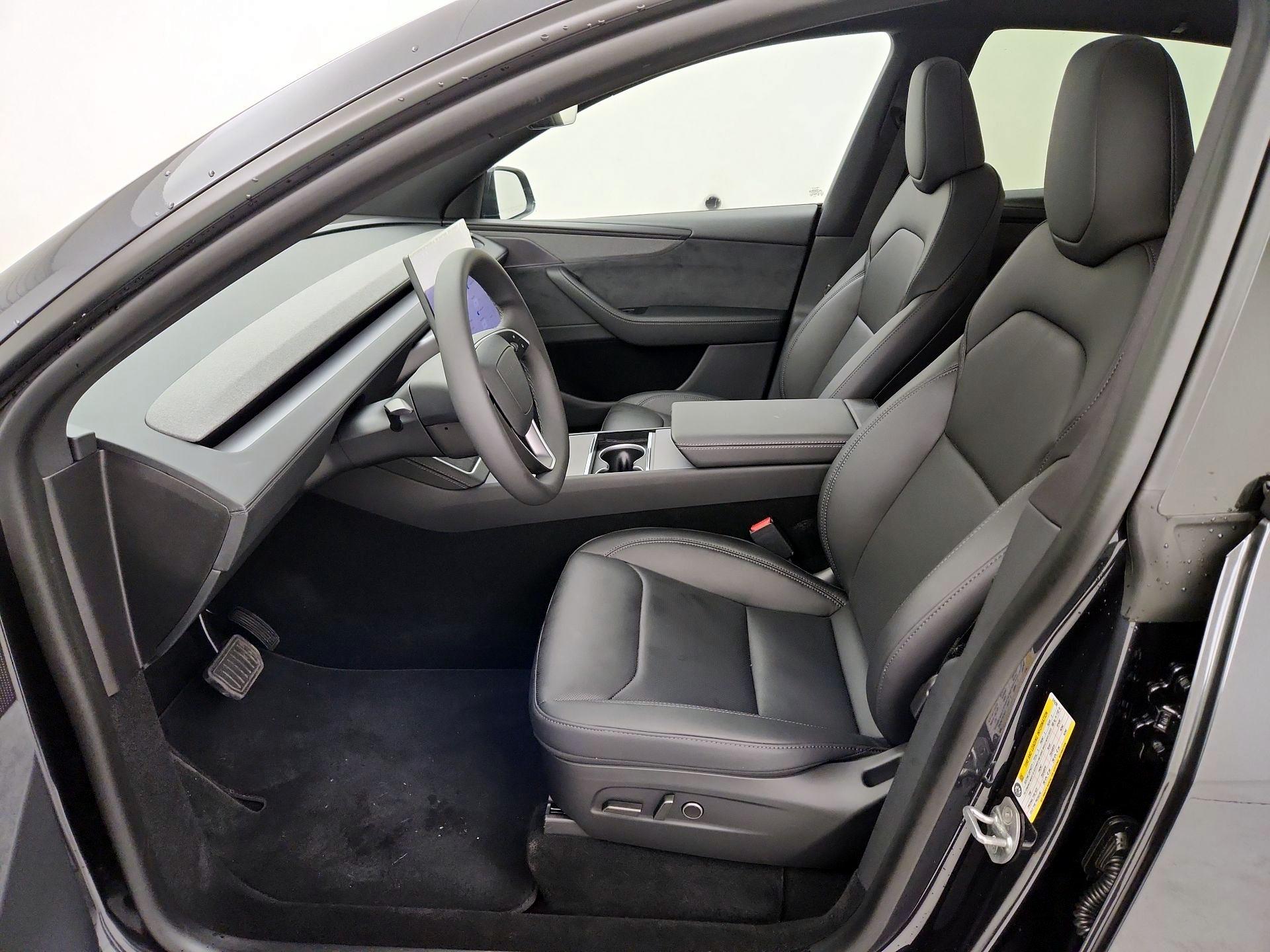 Thumbnail: 2026 Tesla Model Y - 11