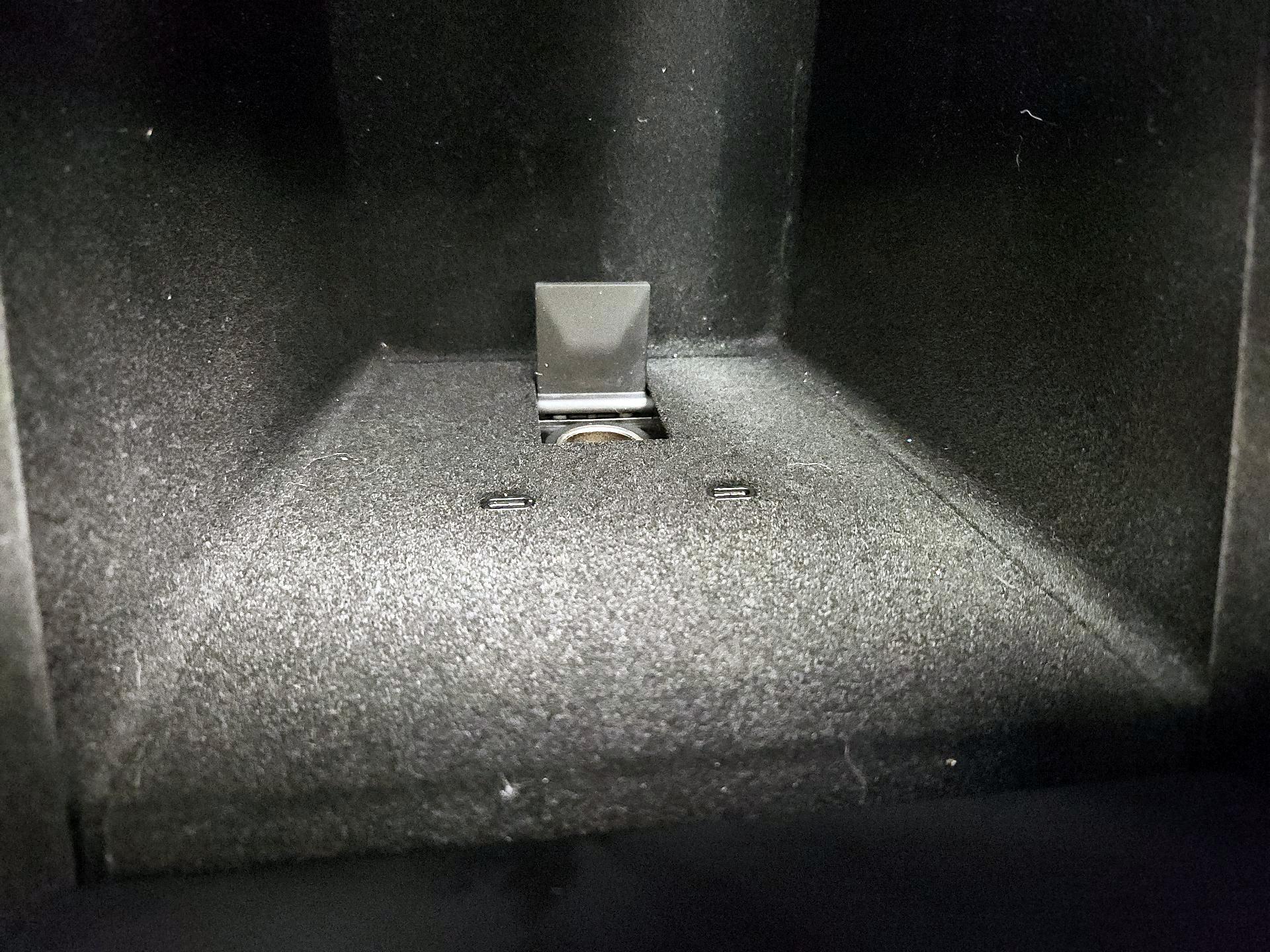 Thumbnail: 2022 Tesla Model S - 18