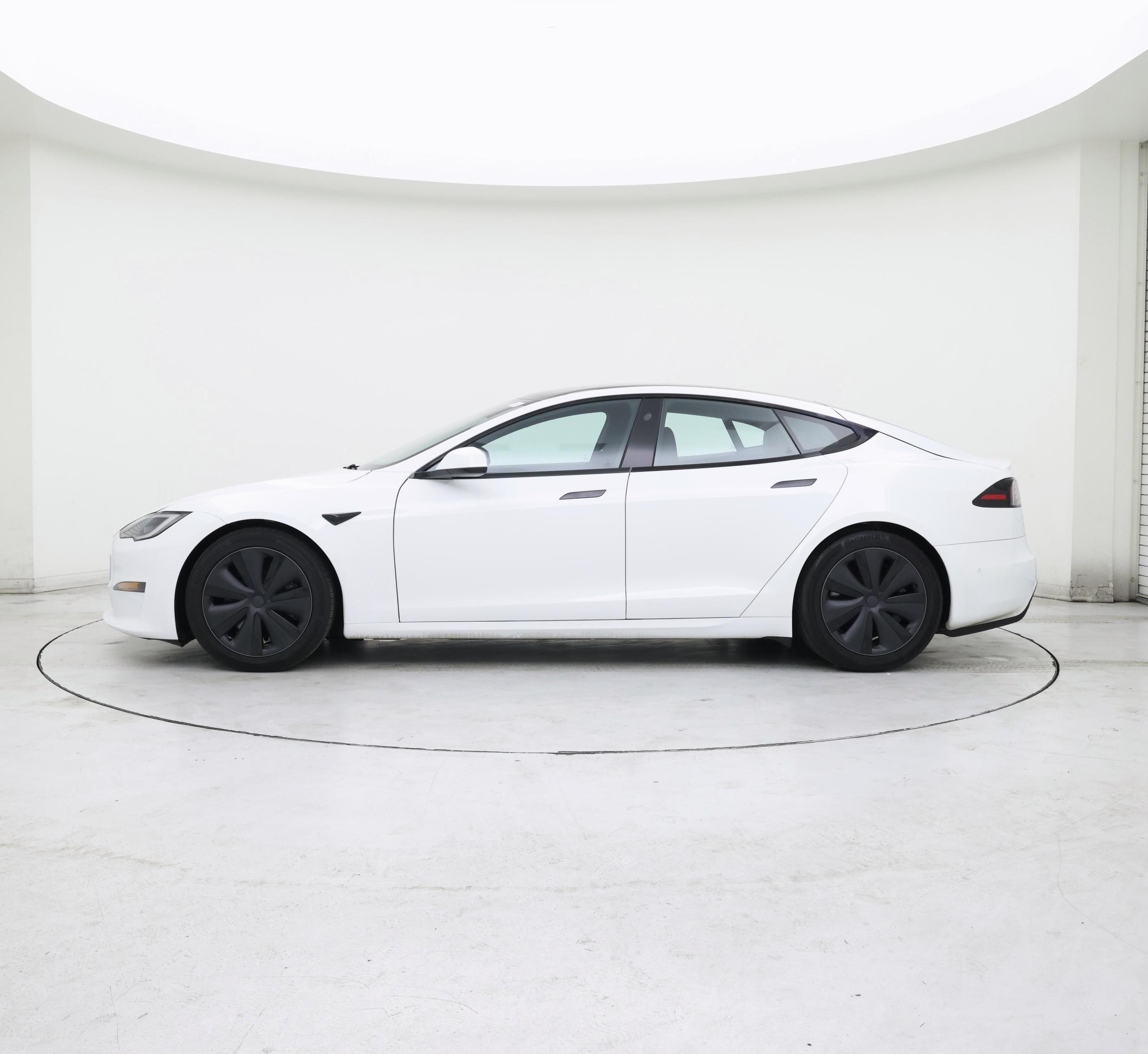 Thumbnail: 2022 Tesla Model S - 3