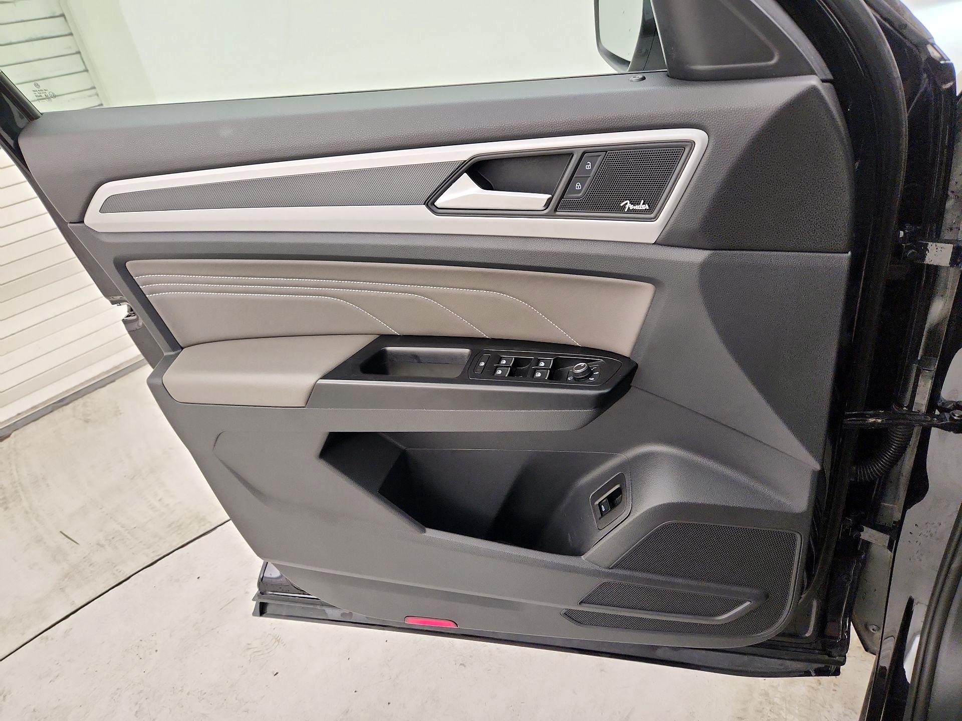 Thumbnail: 2021 Volkswagen Atlas - 12