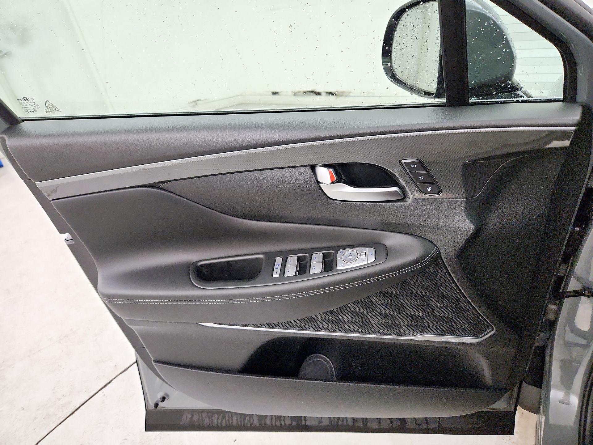 Thumbnail: 2023 Hyundai Santa Fe - 12