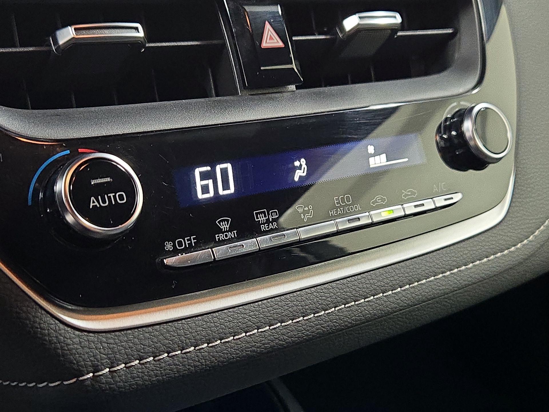 Thumbnail: 2022 Toyota Corolla - 16