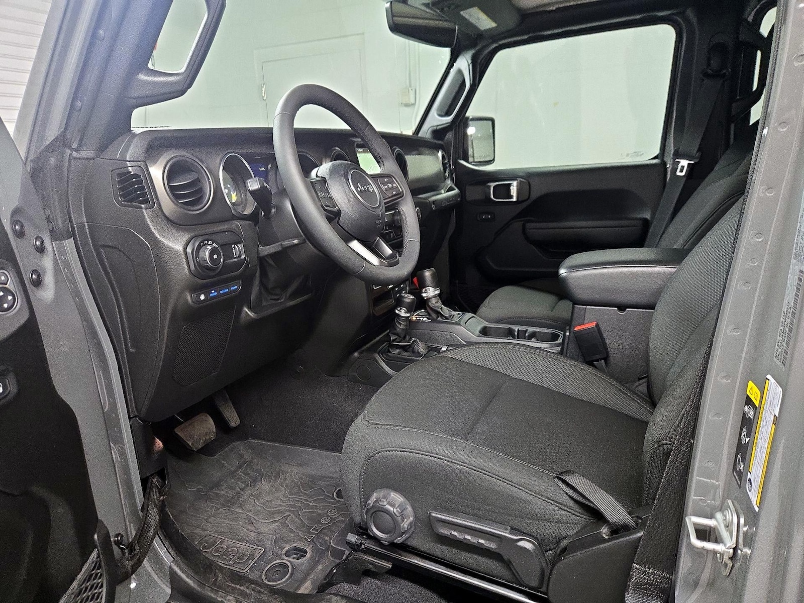 2023 Jeep Wrangler 4xe Willys 4XE - Photo 12