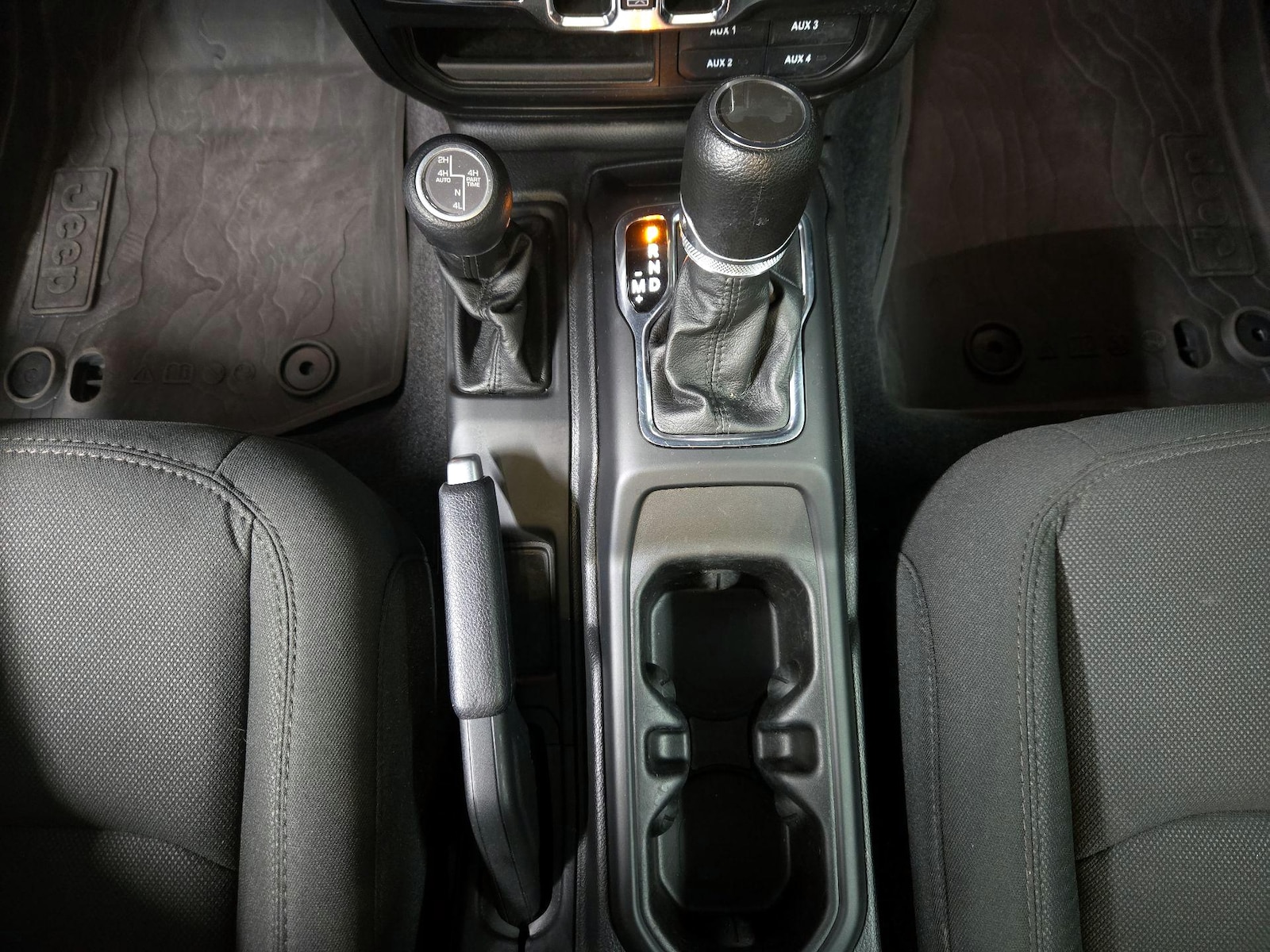 2023 Jeep Wrangler 4xe Willys 4XE - Photo 19