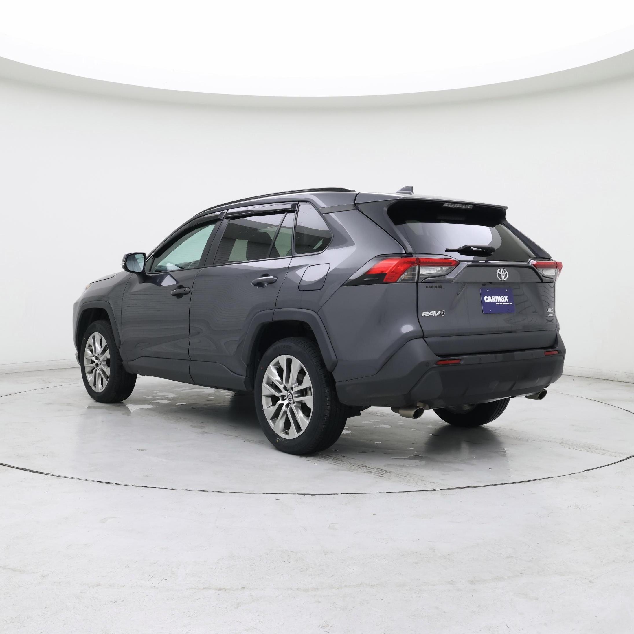 Thumbnail: 2019 Toyota RAV4 - 2