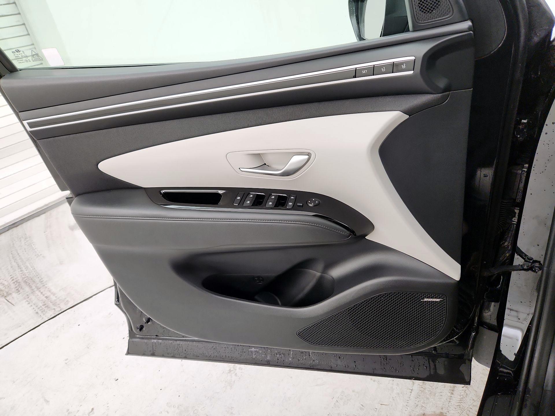 Thumbnail: 2022 Hyundai Tucson - 12