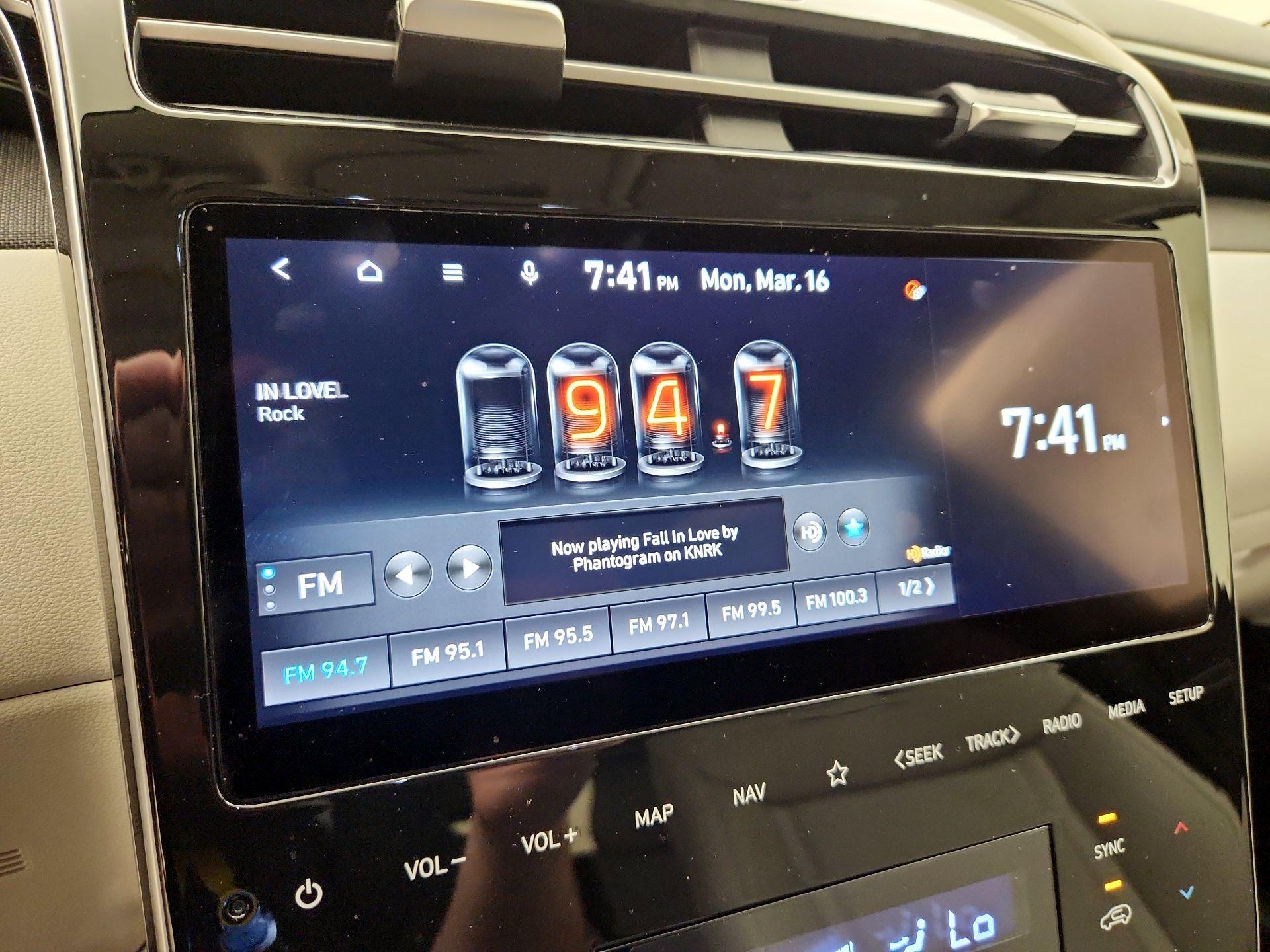 Thumbnail: 2022 Hyundai Tucson - 16