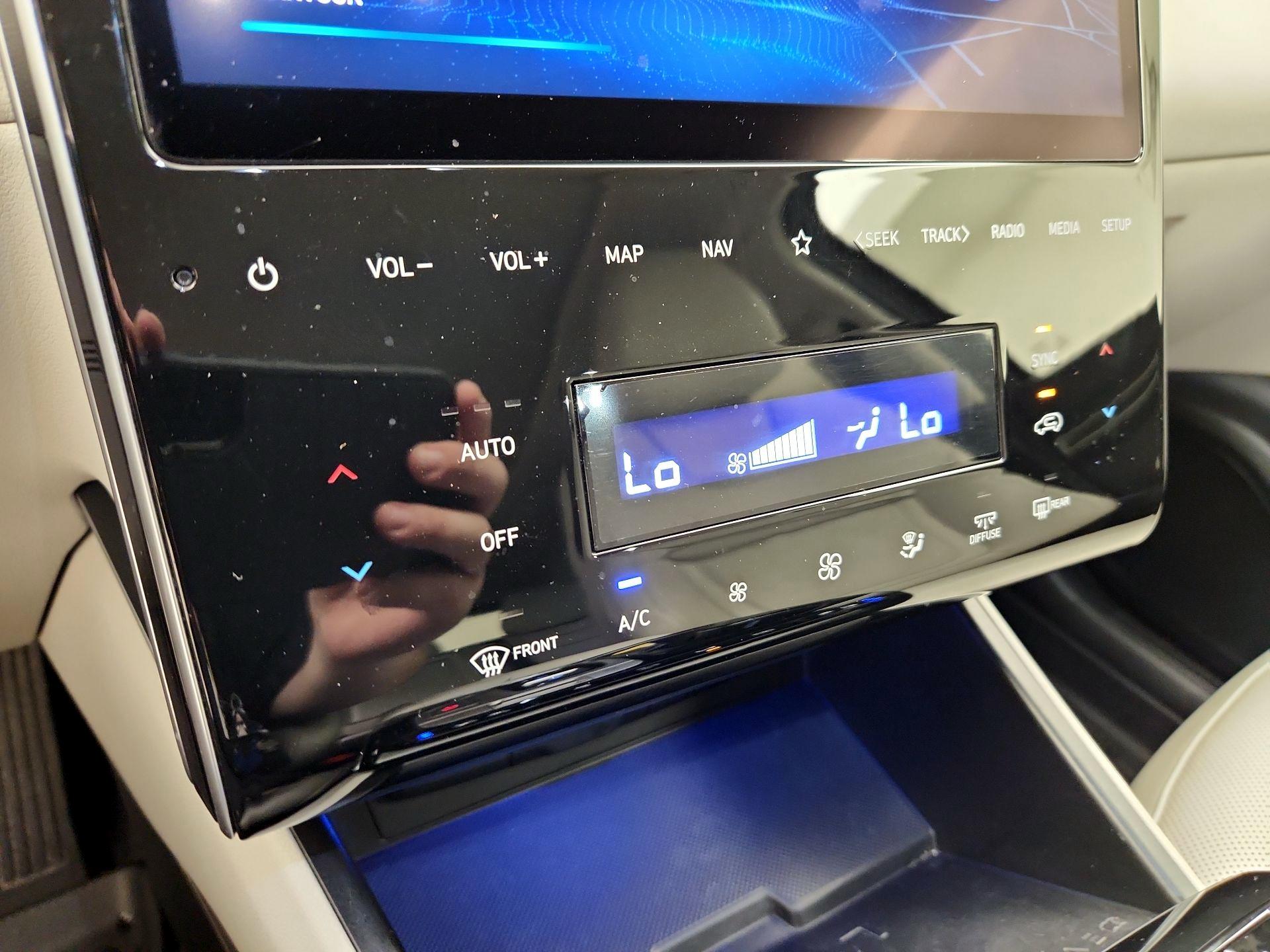 Thumbnail: 2022 Hyundai Tucson - 17