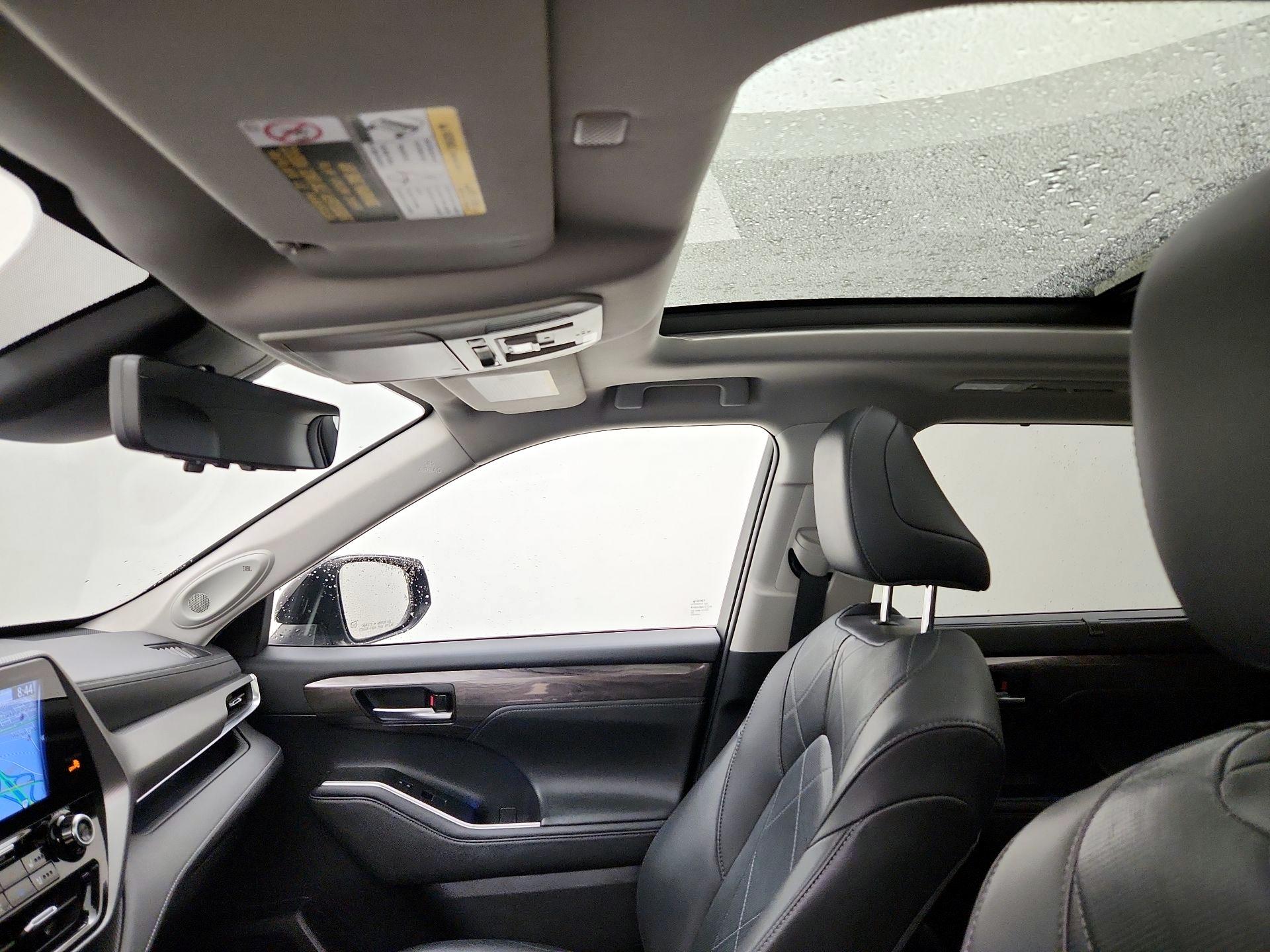 Thumbnail: 2020 Toyota Highlander - 20