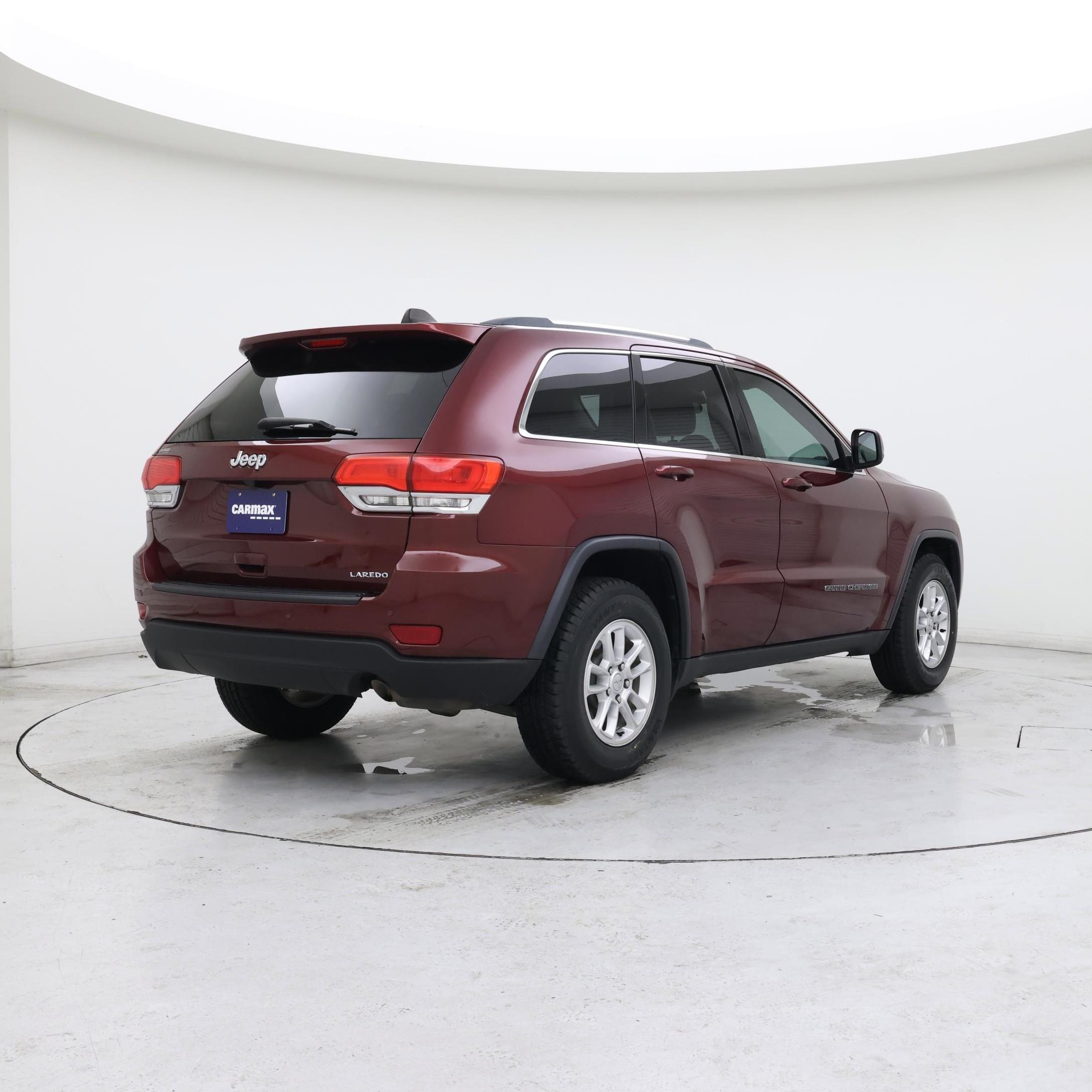 Thumbnail: 2018 Jeep Grand Cherokee - 8