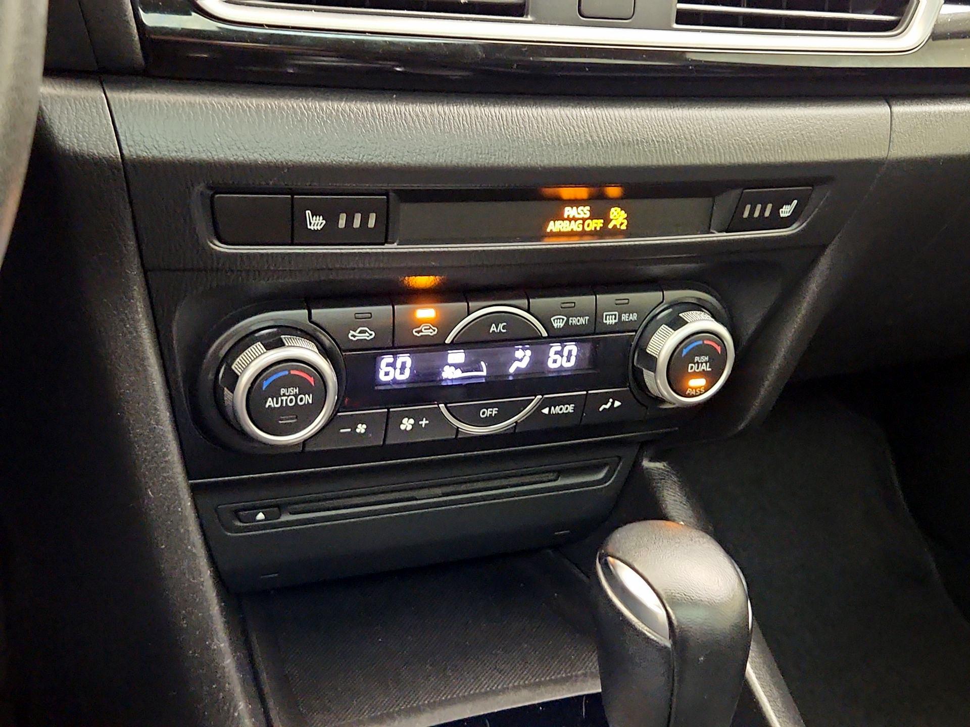 Thumbnail: 2014 Mazda Mazda3 - 16