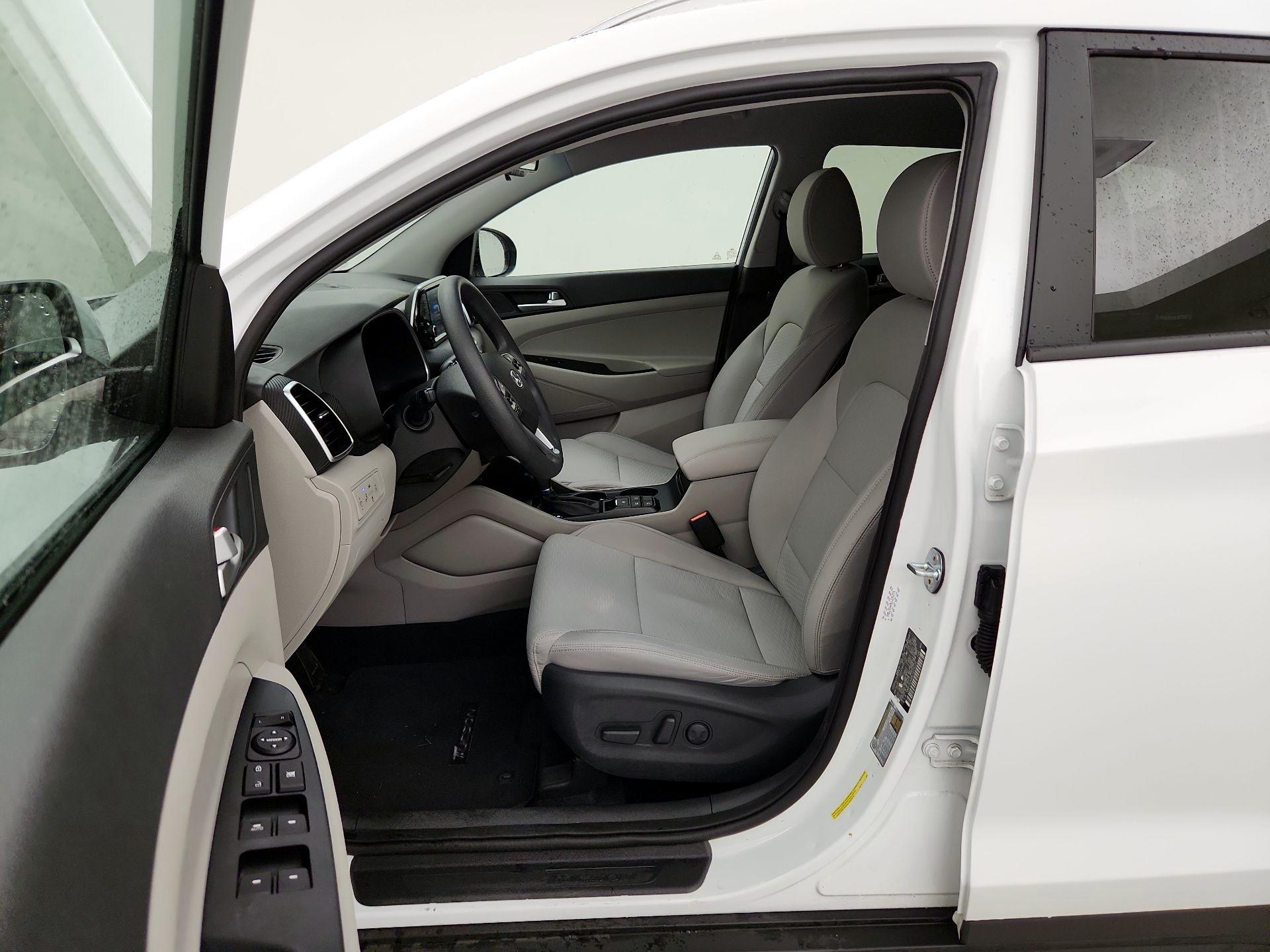 Thumbnail: 2020 Hyundai Tucson - 11