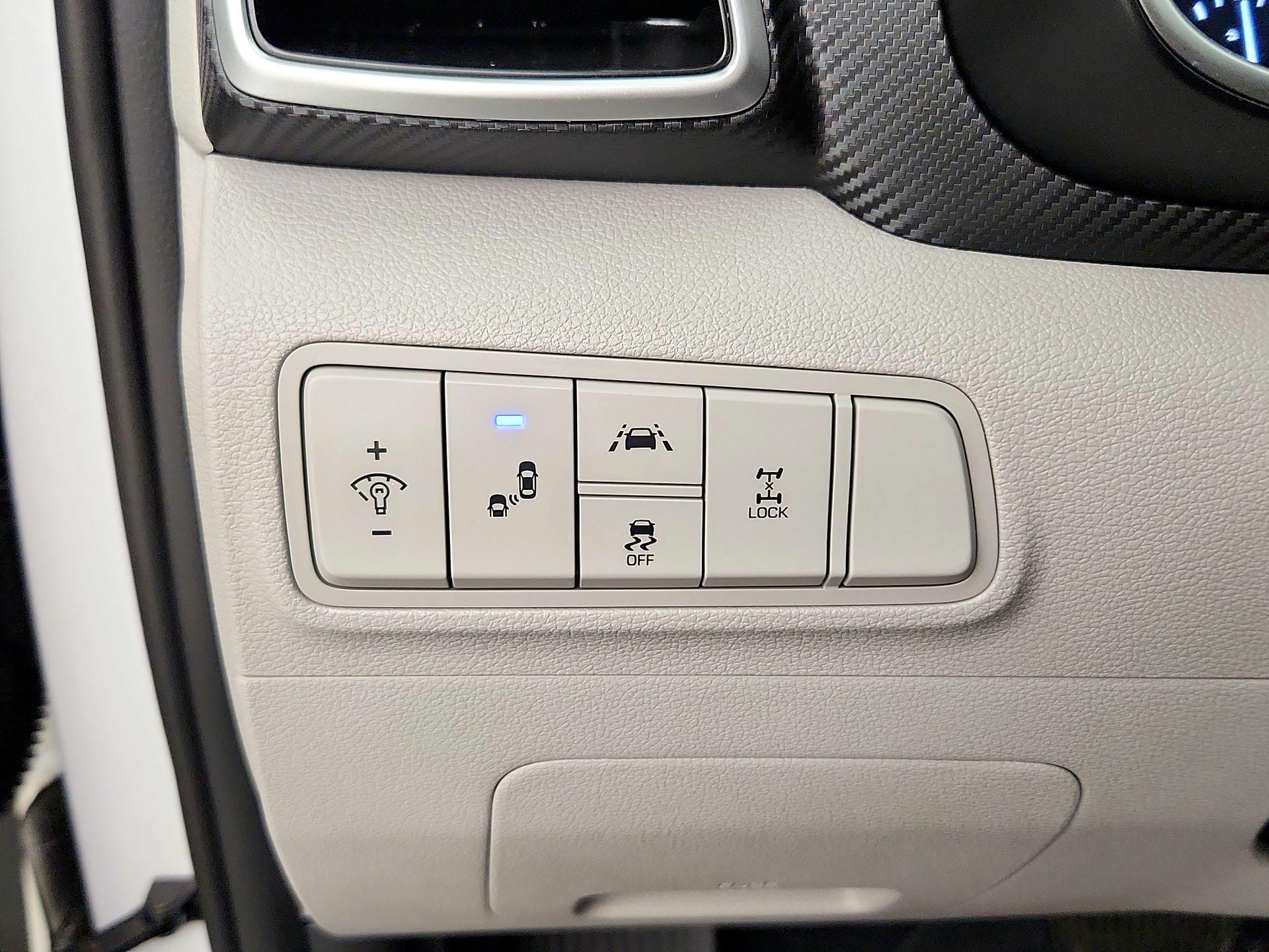 Thumbnail: 2020 Hyundai Tucson - 13