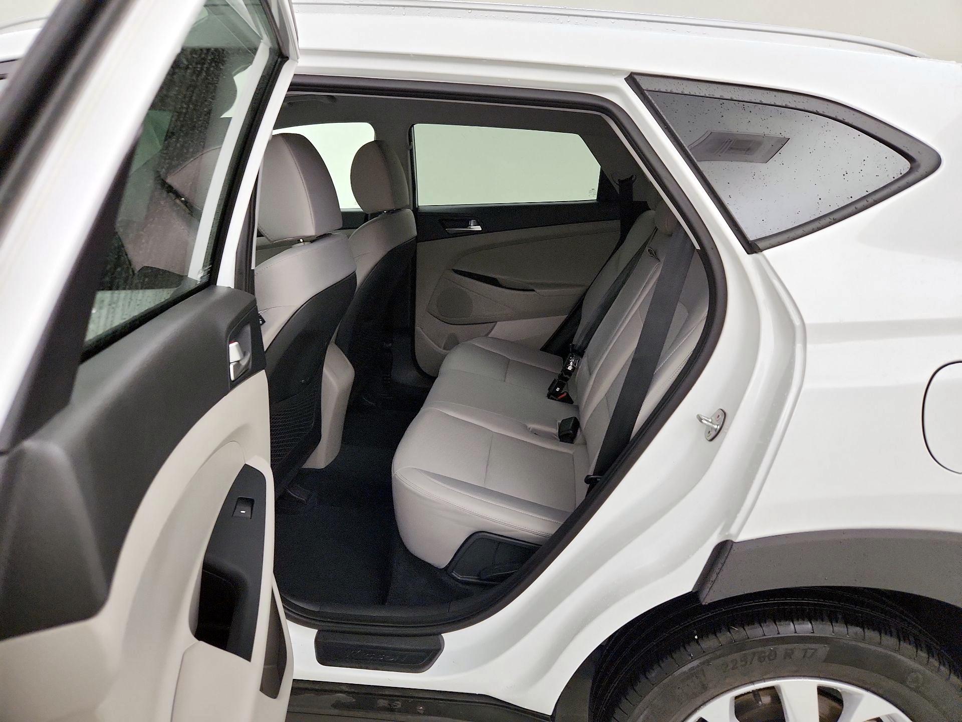 Thumbnail: 2020 Hyundai Tucson - 19