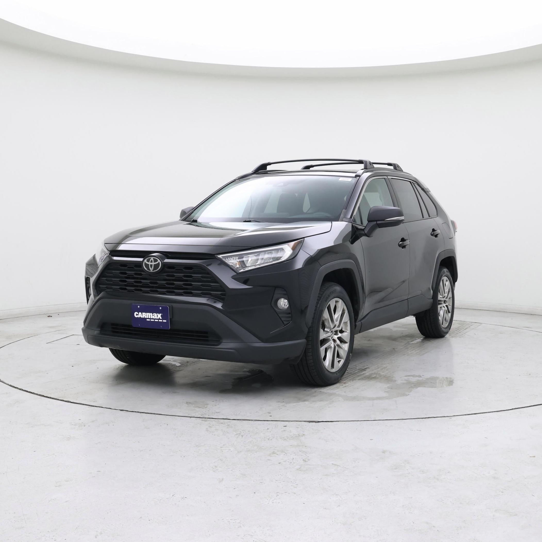 Thumbnail: 2021 Toyota RAV4 - 4