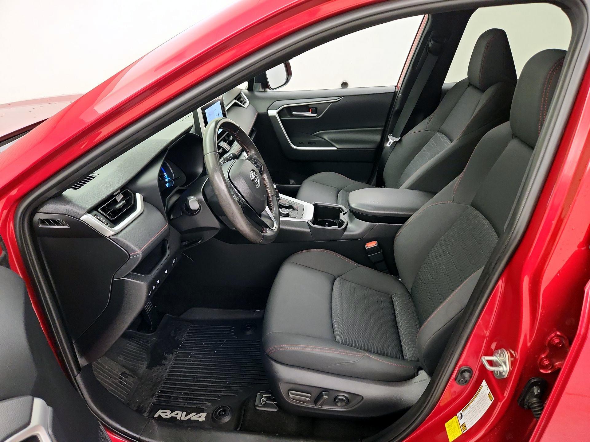 Thumbnail: 2024 Toyota RAV4 - 11