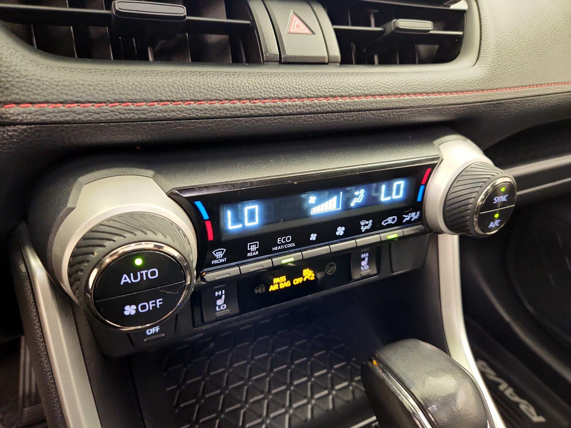 Thumbnail: 2024 Toyota RAV4 - 17