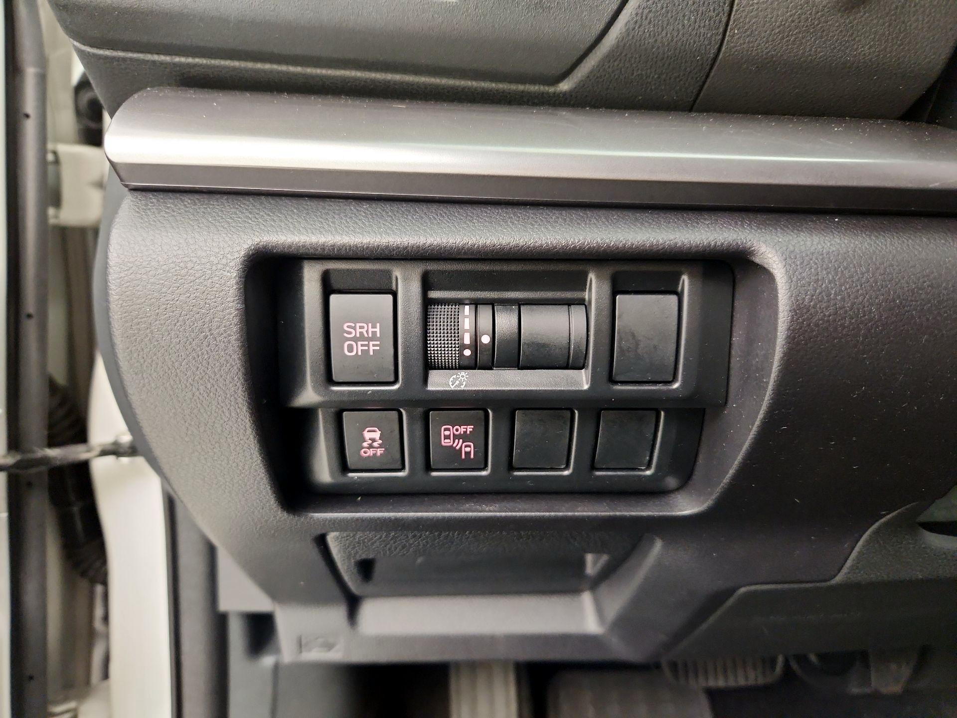 Thumbnail: 2017 Subaru Impreza - 13