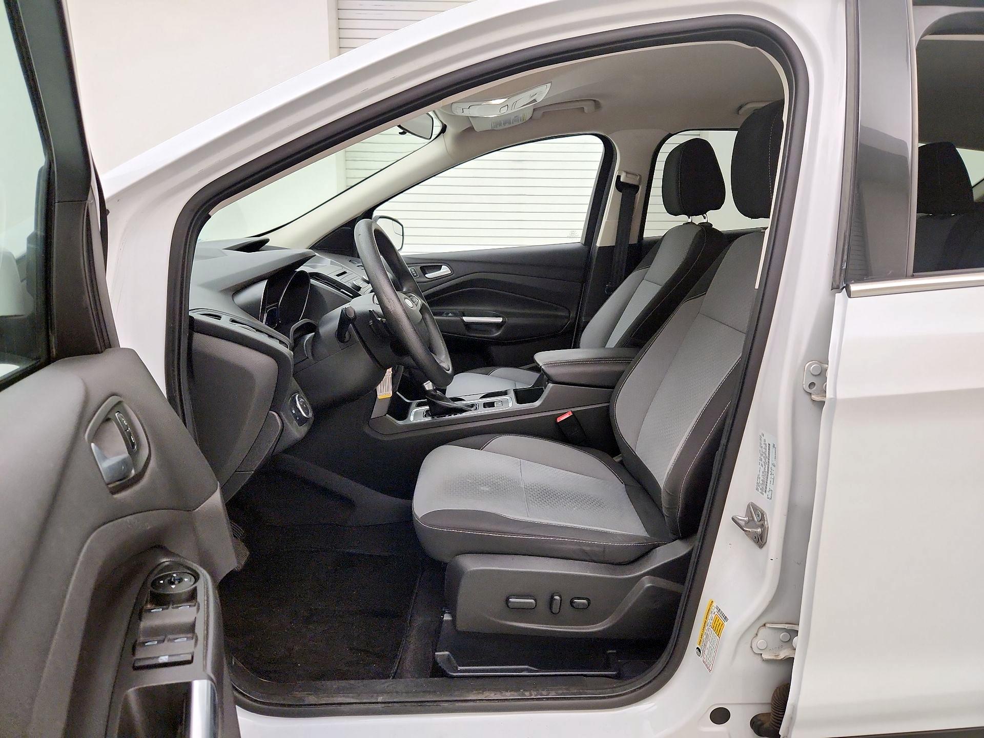 Thumbnail: 2017 Ford Escape - 11