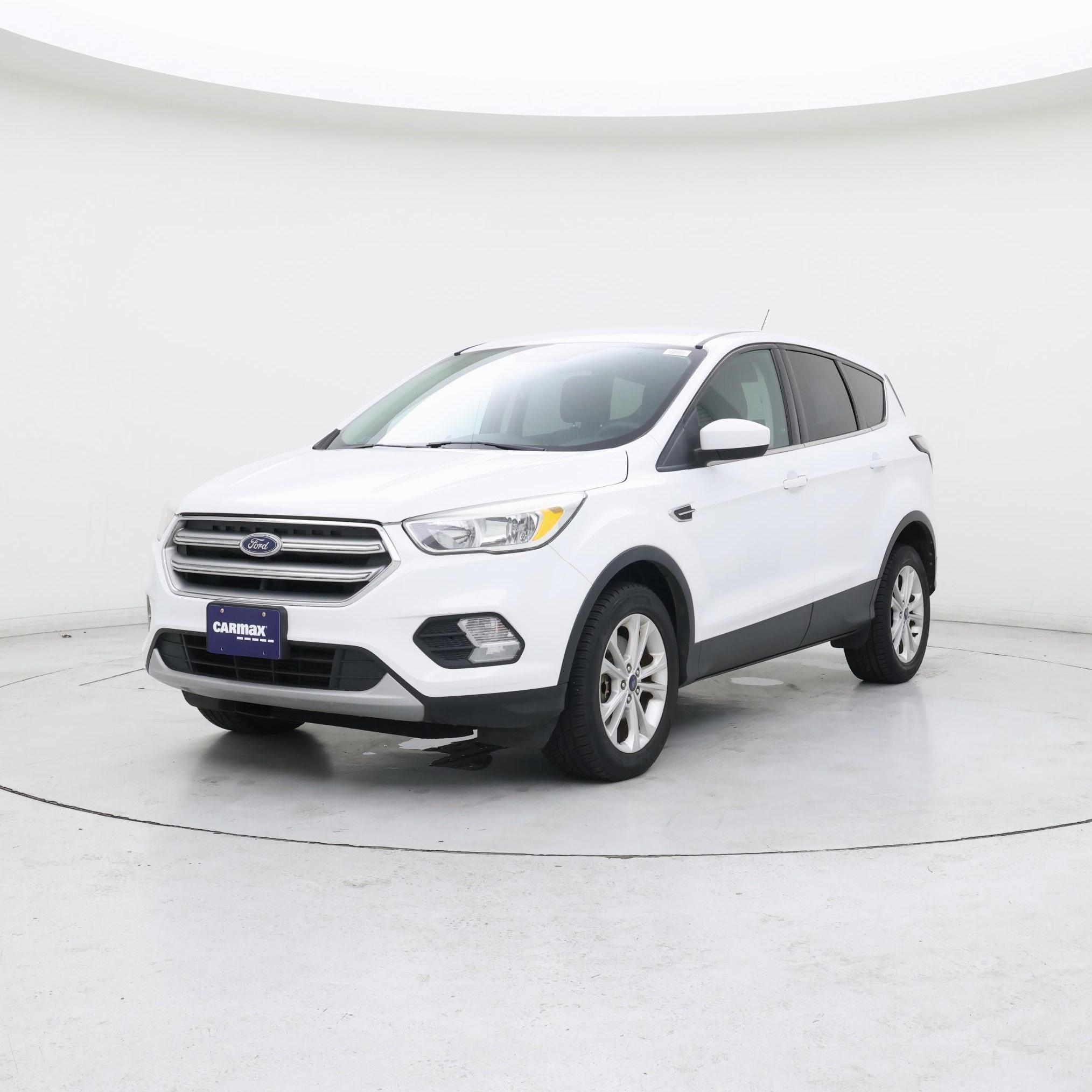 Thumbnail: 2017 Ford Escape - 4
