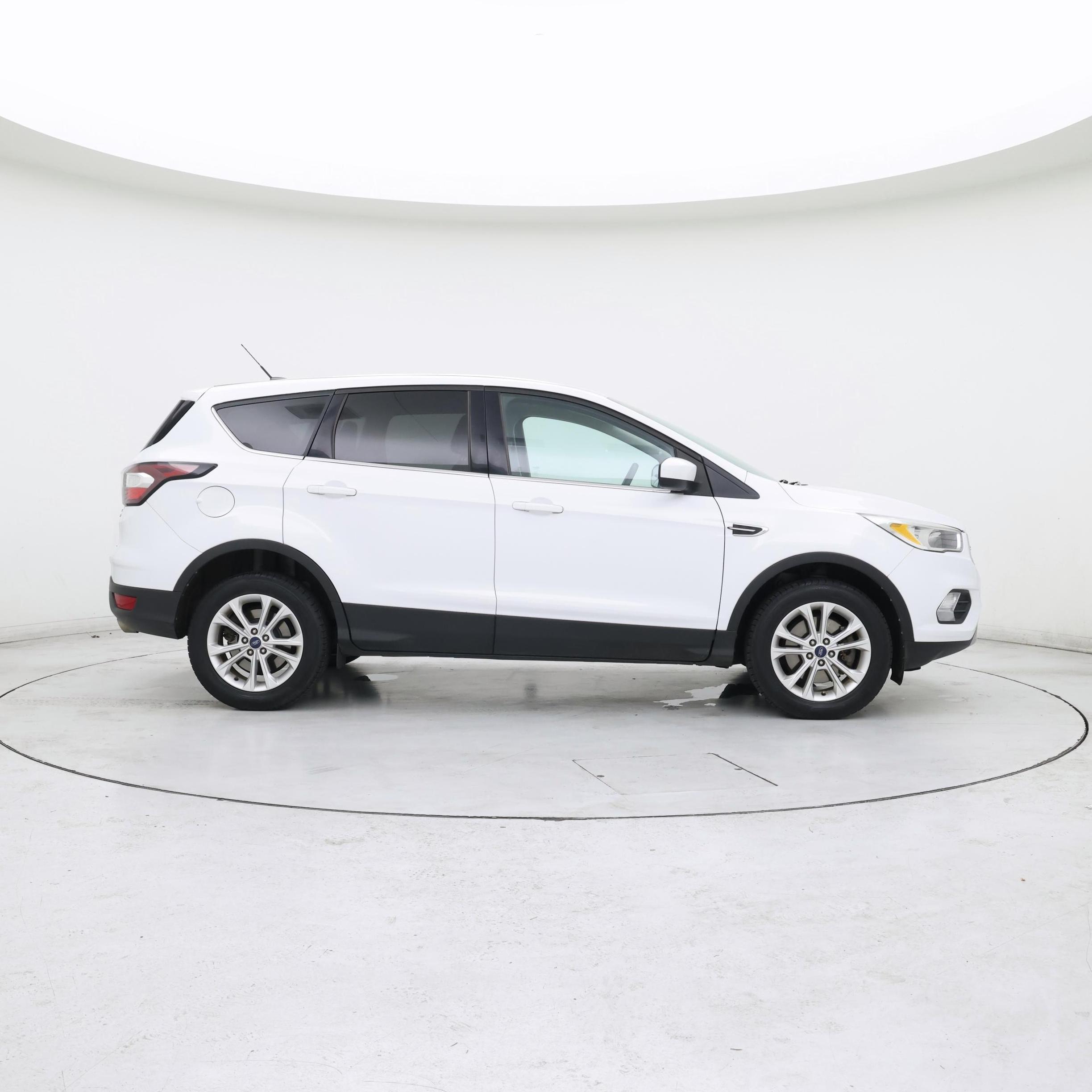 Thumbnail: 2017 Ford Escape - 7