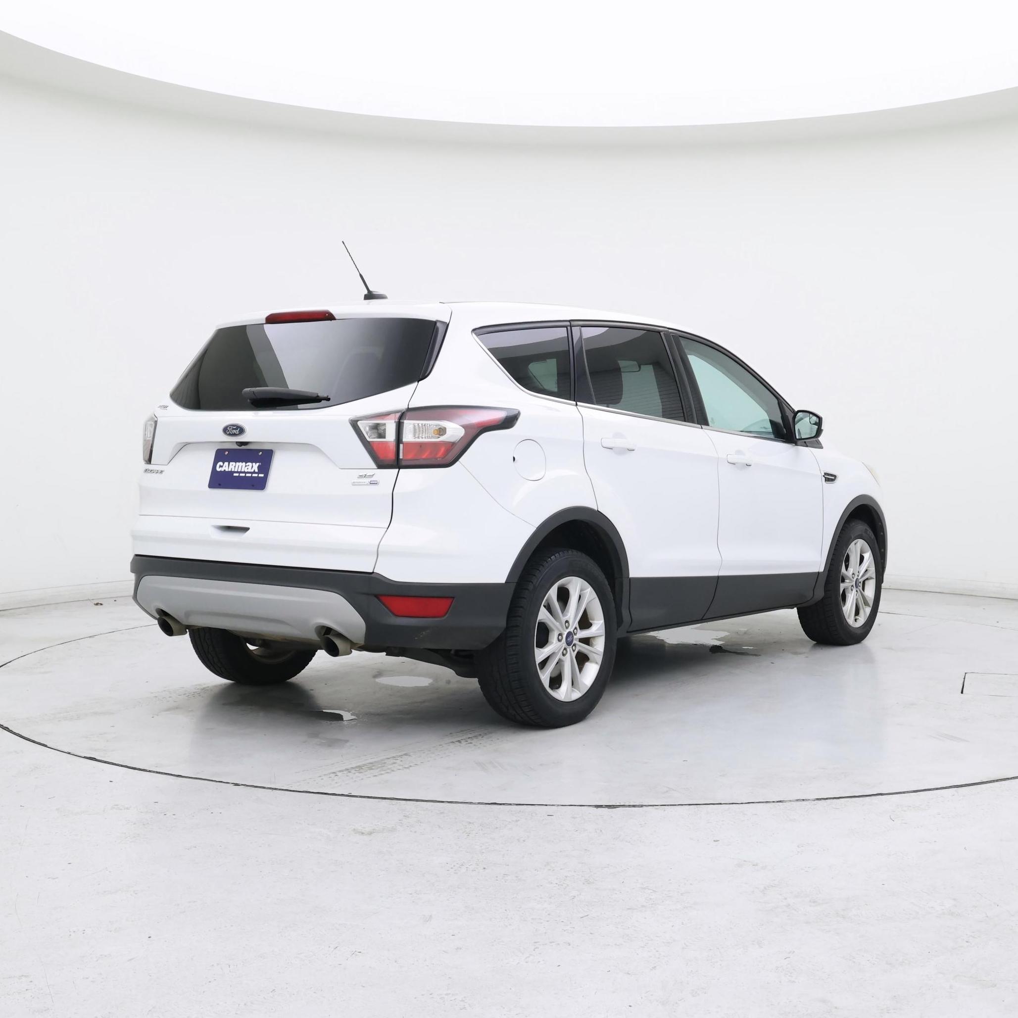 Thumbnail: 2017 Ford Escape - 8