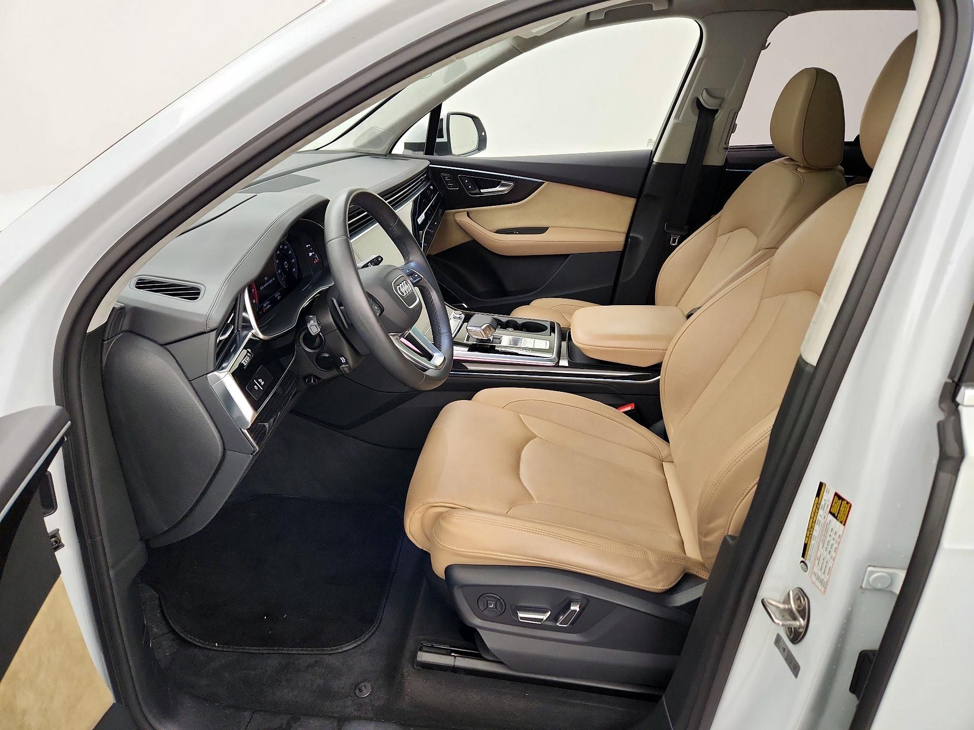 Thumbnail: 2021 Audi Q7 - 11