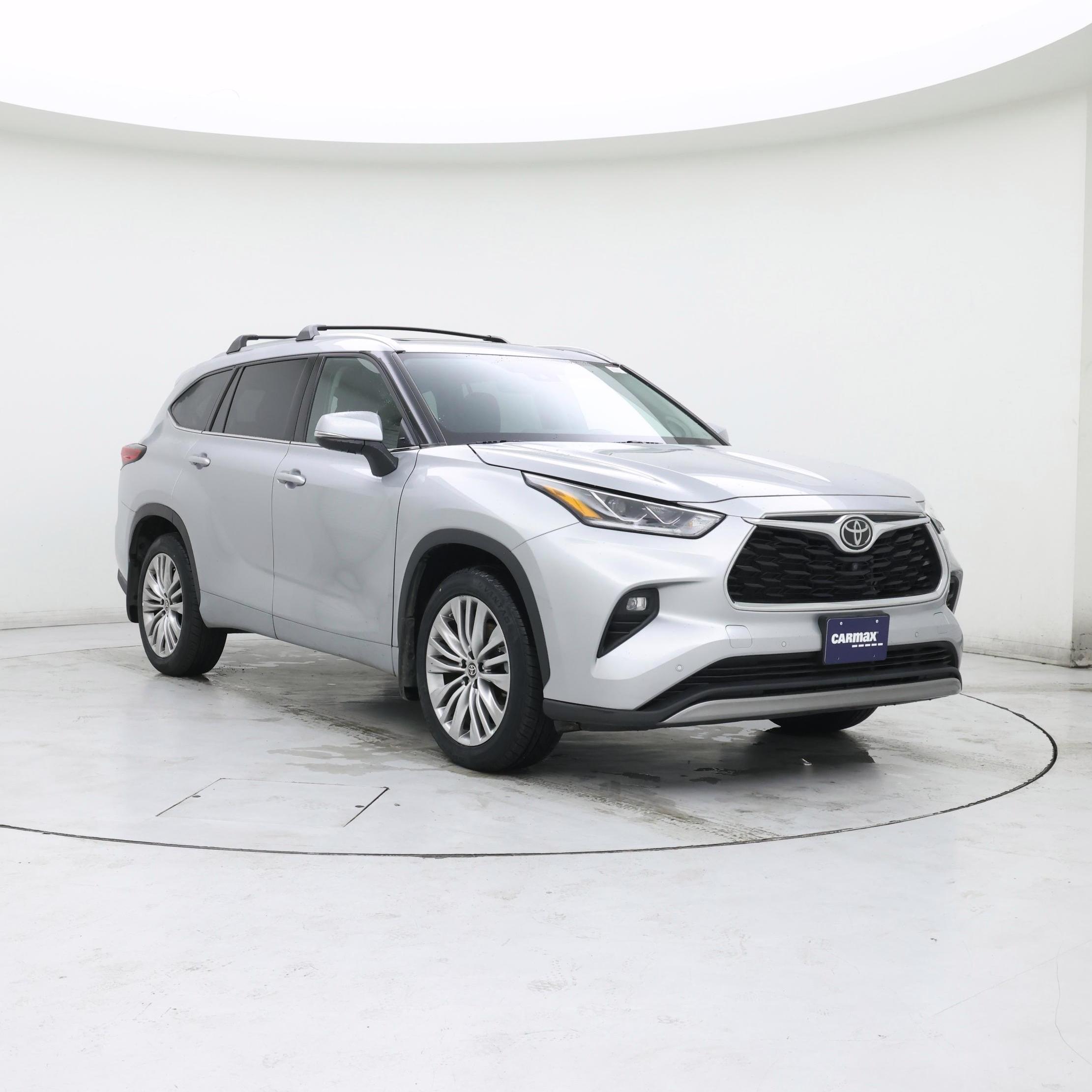 Silver 2022 Toyota Highlander SUV / Crossover All-Wheel Drive Automatic