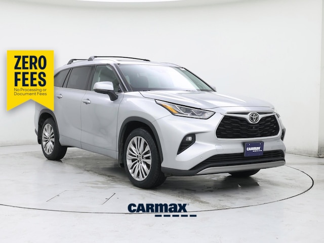 Silver 2022 Toyota Highlander SUV / Crossover All-Wheel Drive Automatic